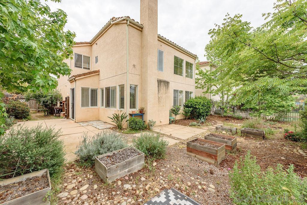 Detail Gallery Image 32 of 47 For 10864  Caminito Arcada, San Diego,  CA 92131 - 4 Beds | 2/1 Baths