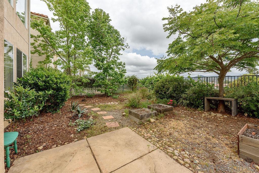 Detail Gallery Image 40 of 47 For 10864  Caminito Arcada, San Diego,  CA 92131 - 4 Beds | 2/1 Baths