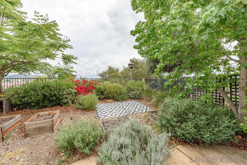 Detail Gallery Image 43 of 47 For 10864  Caminito Arcada, San Diego,  CA 92131 - 4 Beds | 2/1 Baths