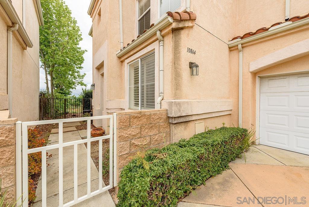 Detail Gallery Image 46 of 47 For 10864  Caminito Arcada, San Diego,  CA 92131 - 4 Beds | 2/1 Baths