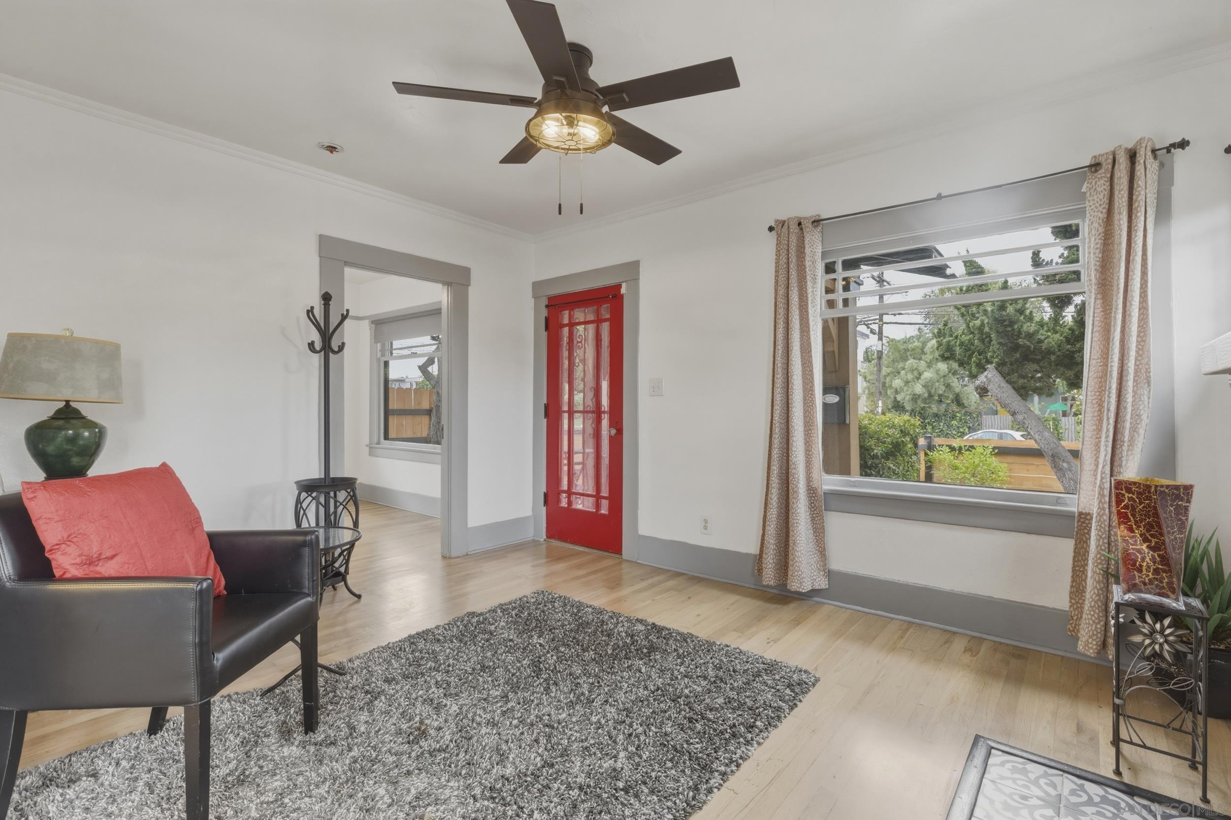 Detail Gallery Image 2 of 31 For 2520  Madison Ave, San Diego,  CA 92116 - 2 Beds | 1 Baths