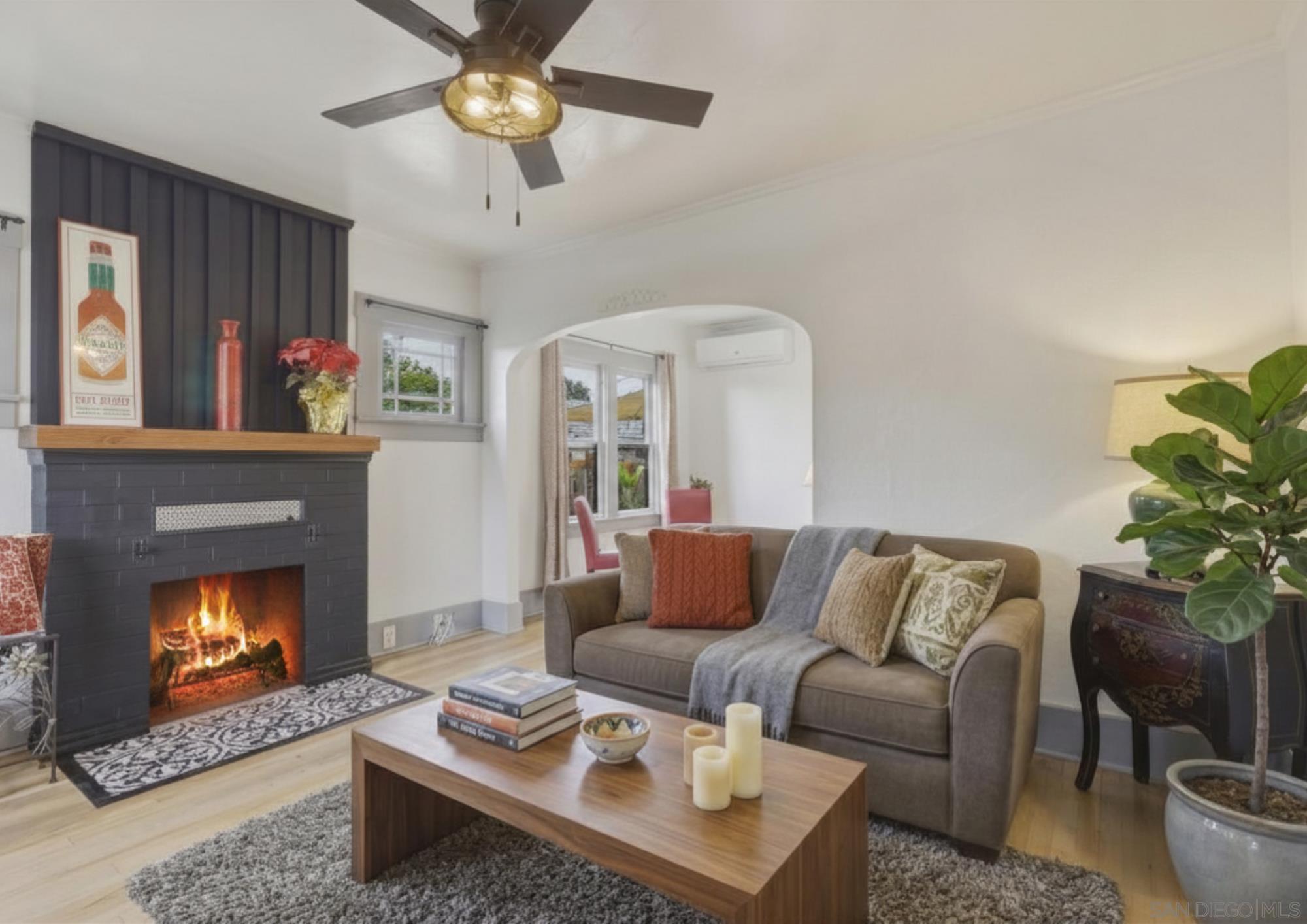 Detail Gallery Image 4 of 31 For 2520  Madison Ave, San Diego,  CA 92116 - 2 Beds | 1 Baths