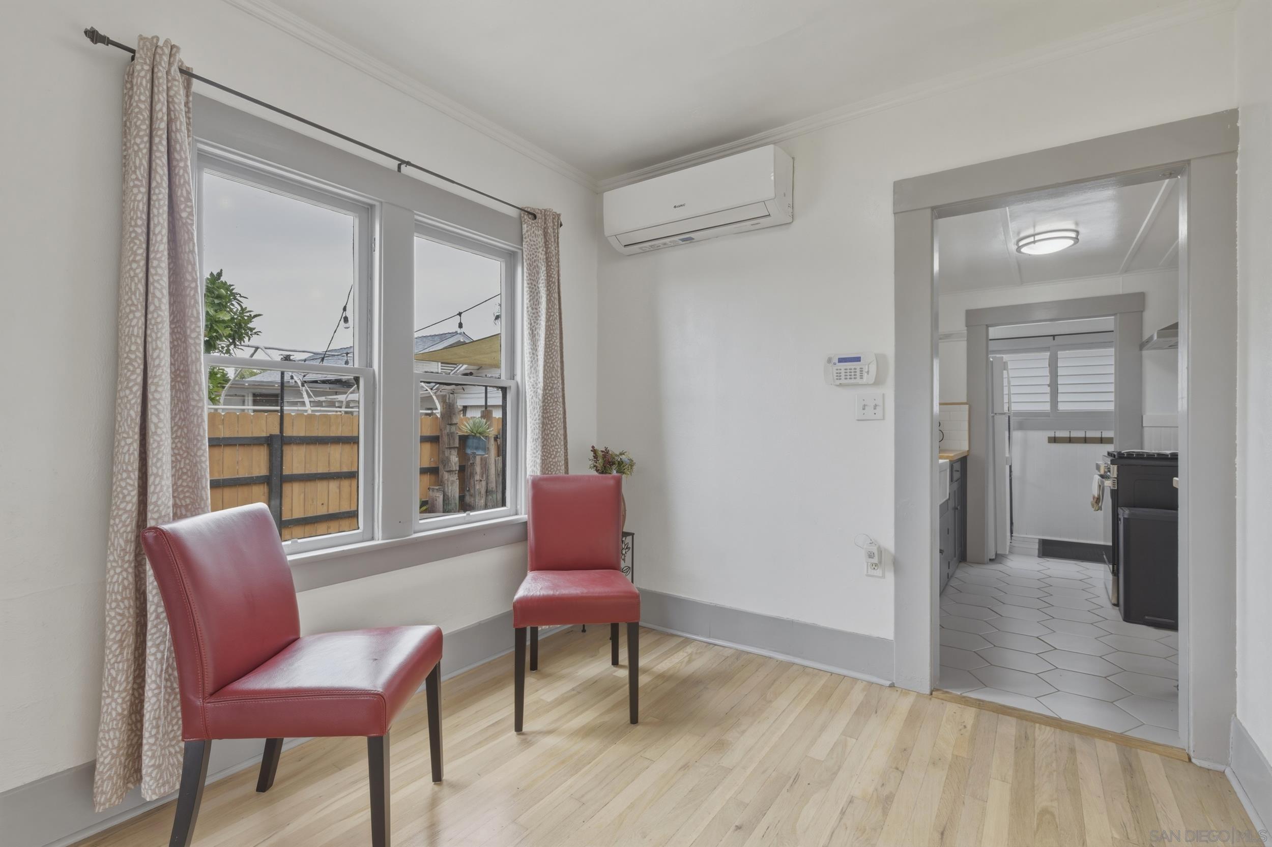 Detail Gallery Image 6 of 31 For 2520  Madison Ave, San Diego,  CA 92116 - 2 Beds | 1 Baths