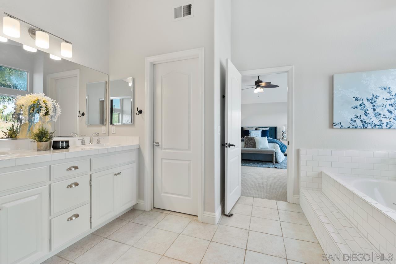 Detail Gallery Image 20 of 28 For 725  Bandak, San Marcos,  CA 92069 - 4 Beds | 3 Baths