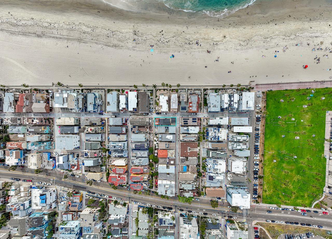 Detail Gallery Image 24 of 40 For 716  Dover, San Diego,  CA 92109 - 3 Beds | 1 Baths