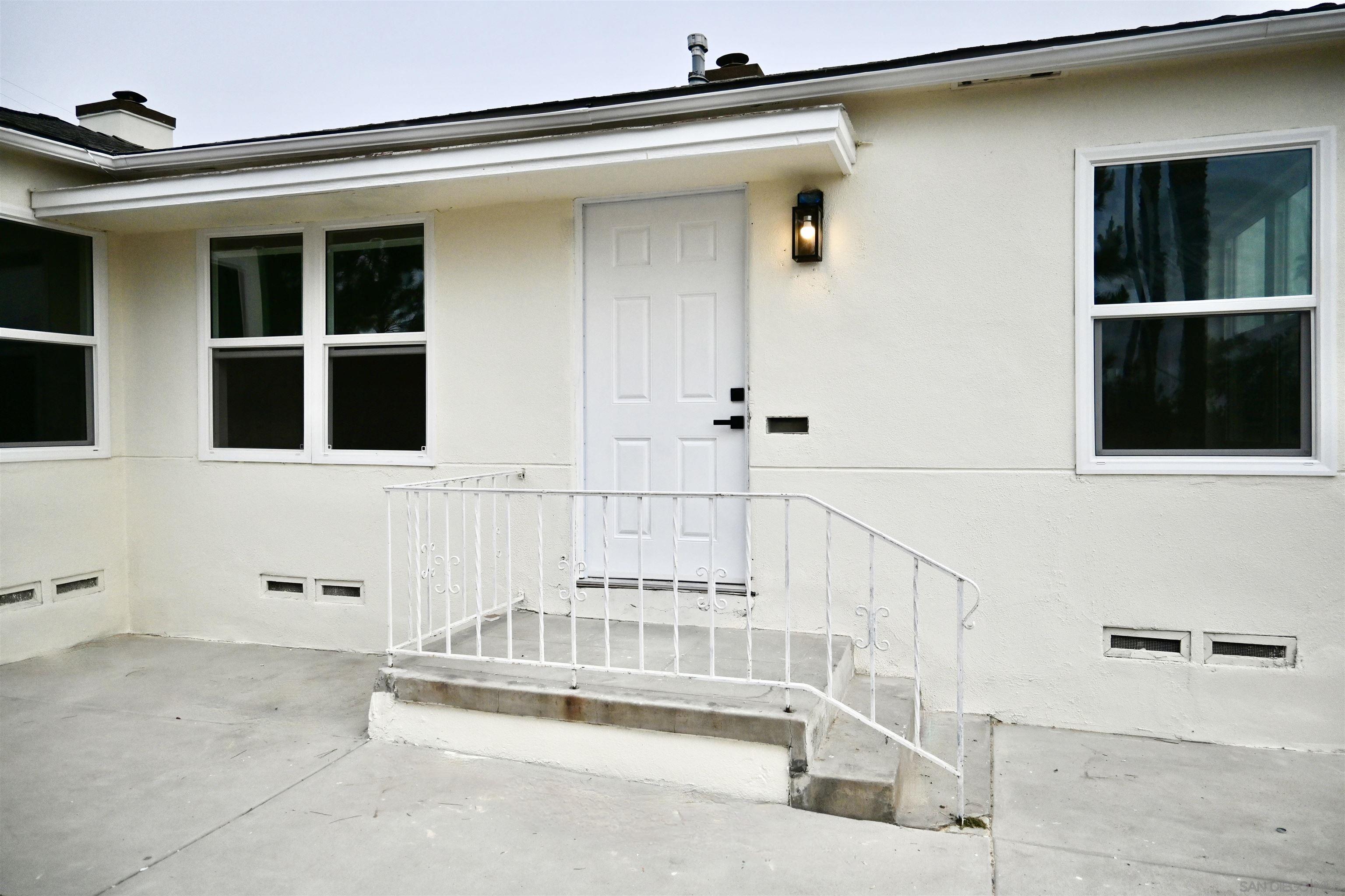 Front Image Thumbnail for SD260007847