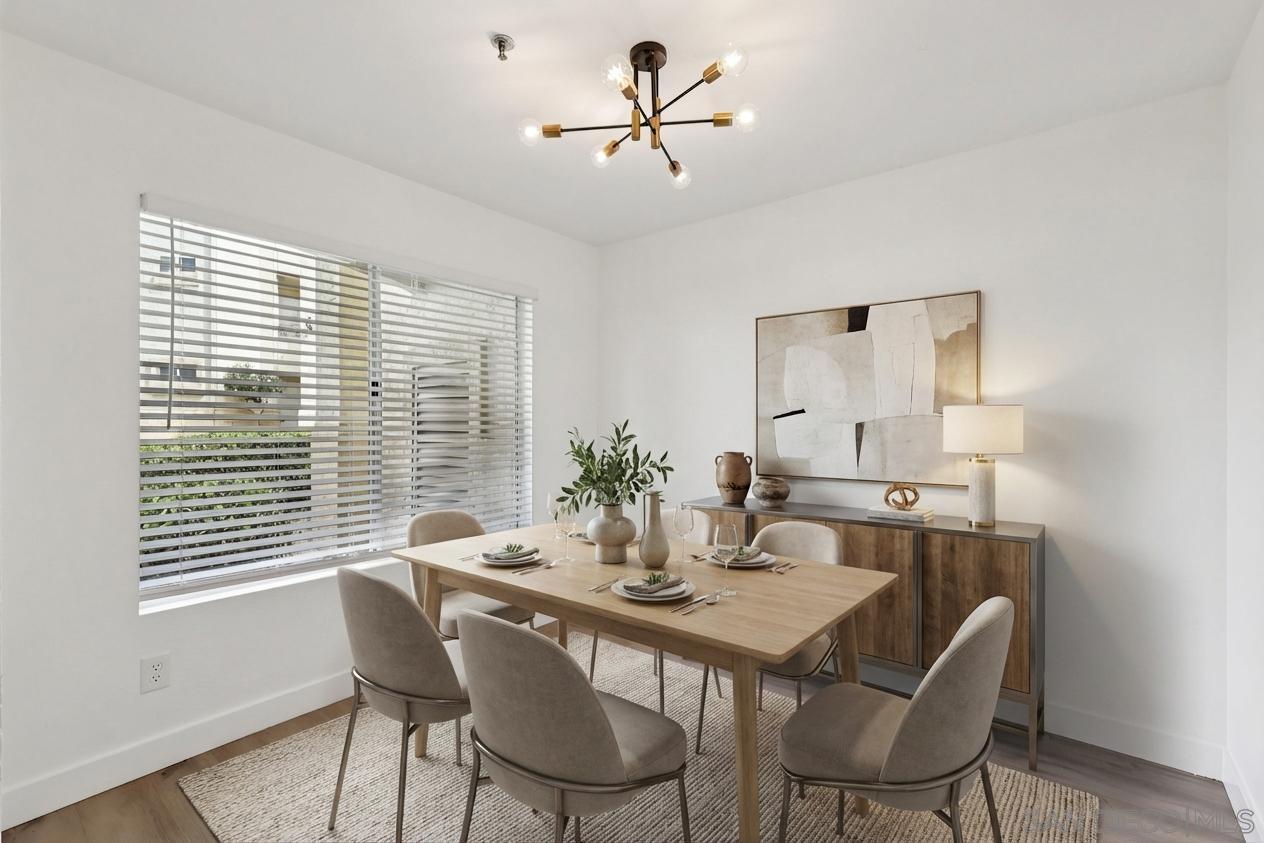 Detail Gallery Image 11 of 69 For 2077  Lakeridge Circle  #104,  Chula Vista,  CA 91913 - 3 Beds | 2 Baths