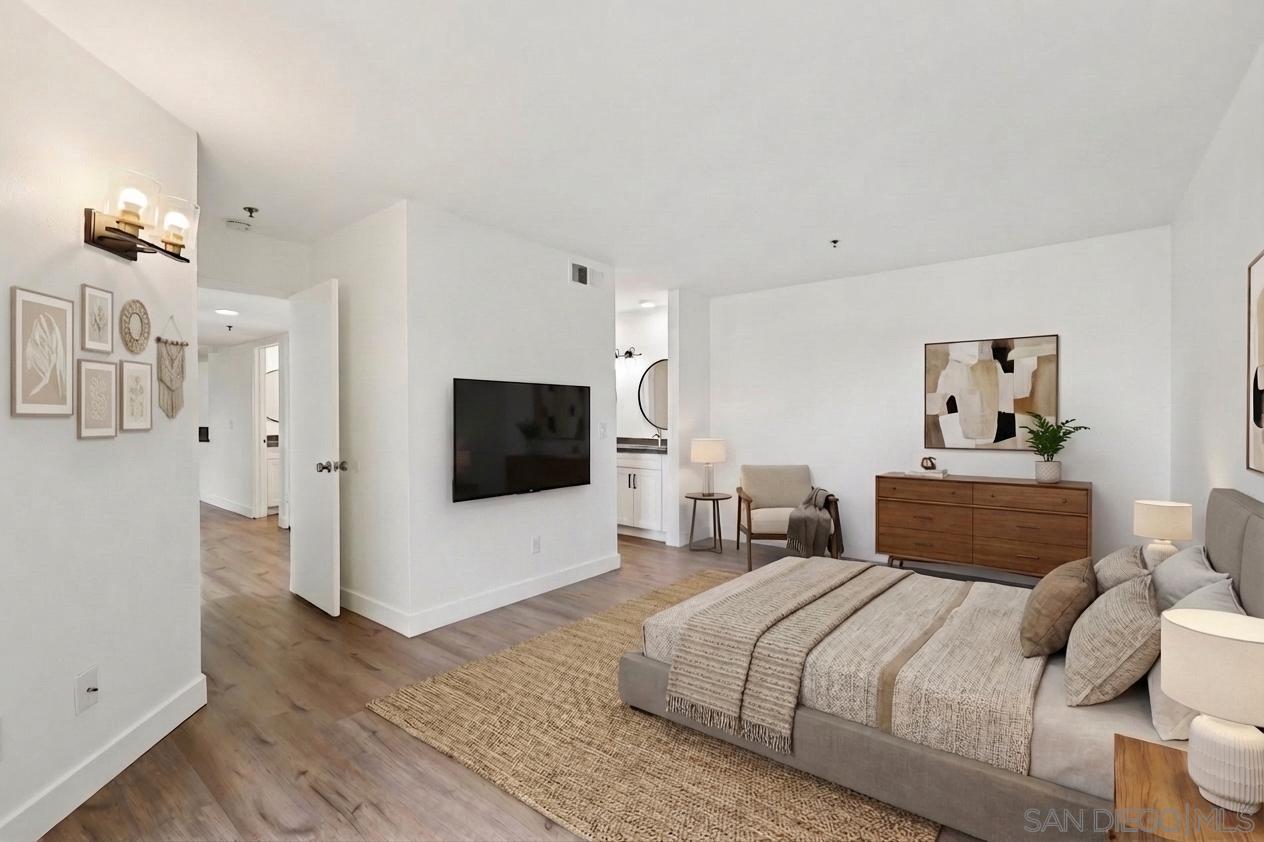 Detail Gallery Image 30 of 69 For 2077  Lakeridge Circle  #104,  Chula Vista,  CA 91913 - 3 Beds | 2 Baths