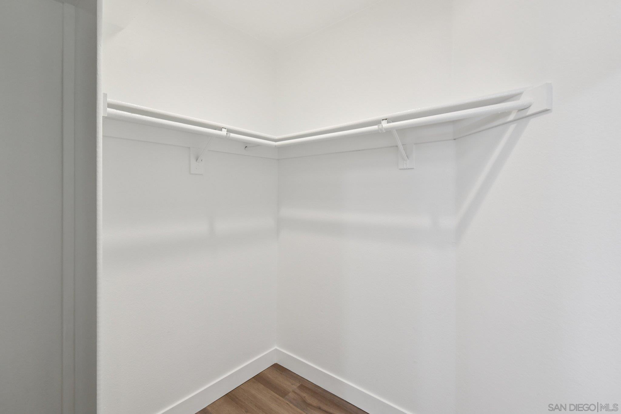 Detail Gallery Image 36 of 69 For 2077  Lakeridge Circle  #104,  Chula Vista,  CA 91913 - 3 Beds | 2 Baths