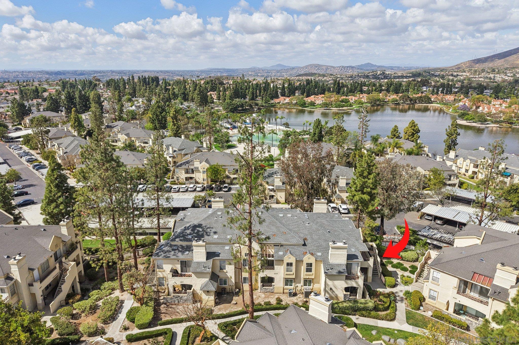 Detail Gallery Image 50 of 69 For 2077  Lakeridge Circle  #104,  Chula Vista,  CA 91913 - 3 Beds | 2 Baths