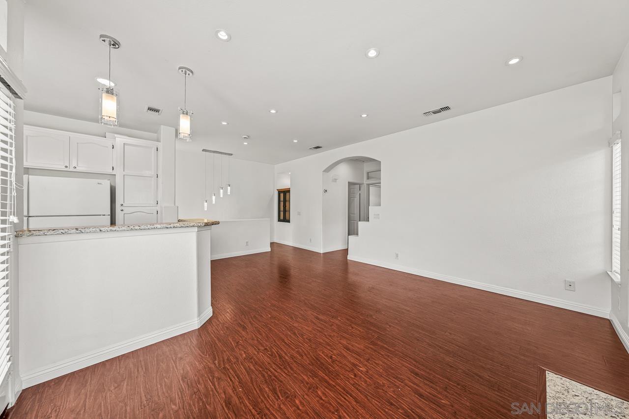 Detail Gallery Image 13 of 42 For 12650  Springbrook Dr  a,  San Diego,  CA 92128 - 2 Beds | 2 Baths