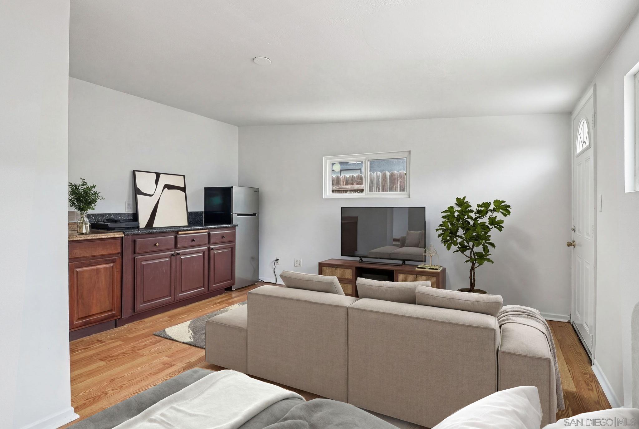 Detail Gallery Image 36 of 37 For 1097  Wayside Ave, El Cajon,  CA 92021 - 4 Beds | 2 Baths