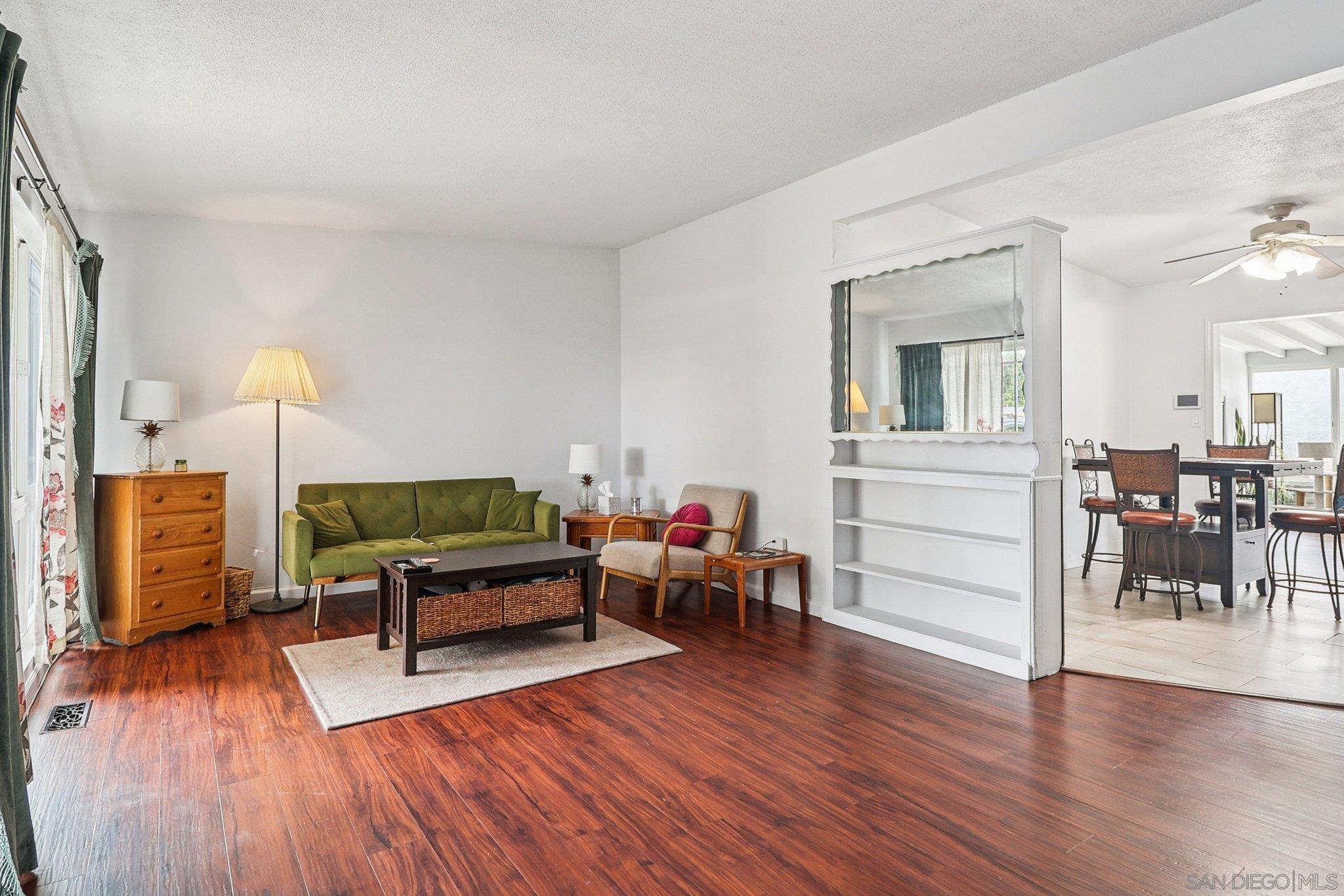 Detail Gallery Image 7 of 37 For 1097  Wayside Ave, El Cajon,  CA 92021 - 4 Beds | 2 Baths