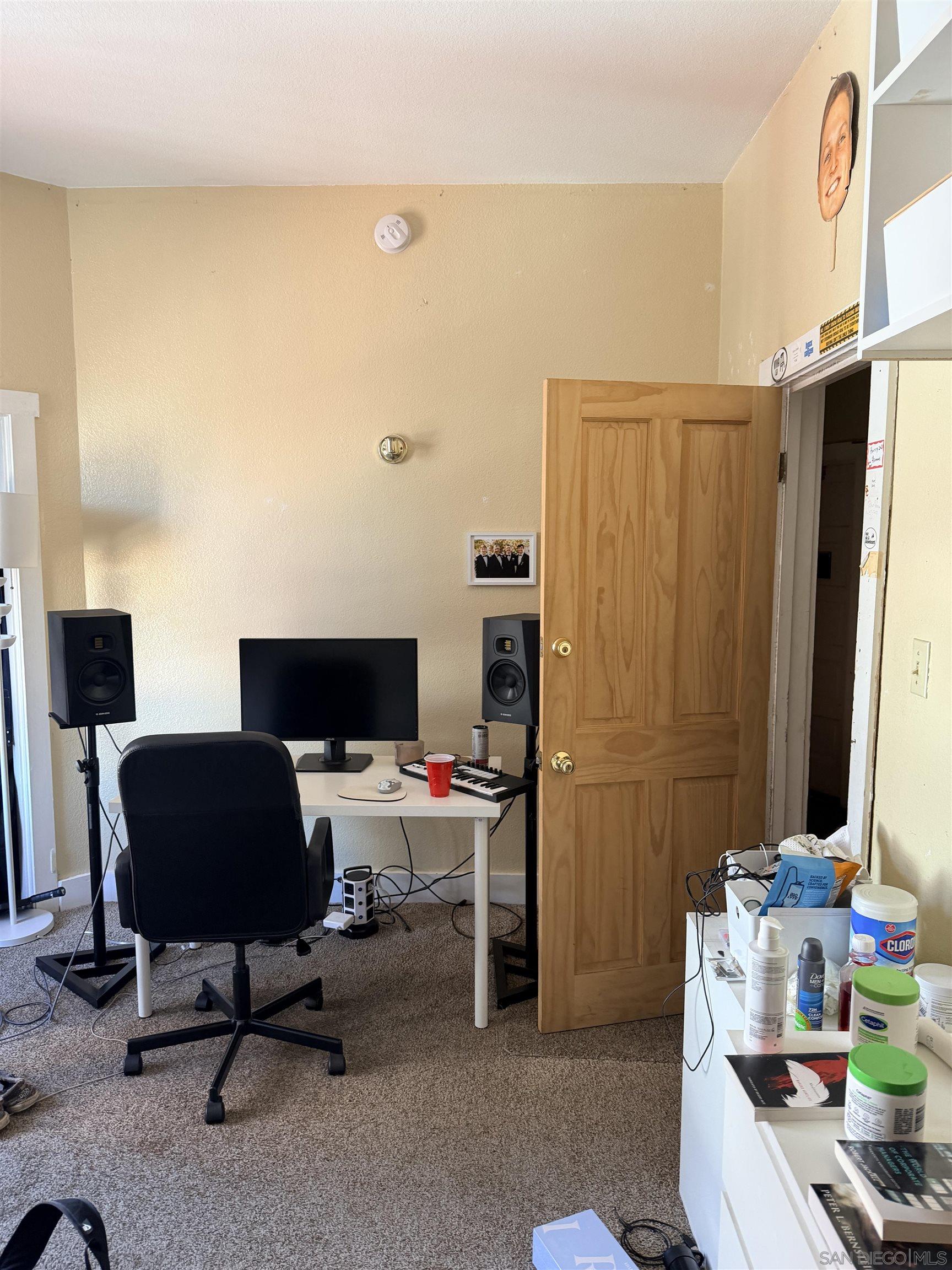 Detail Gallery Image 4 of 13 For 2803 S Menlo Ave, Los Angeles,  CA 90007 - 8 Beds | 4 Baths