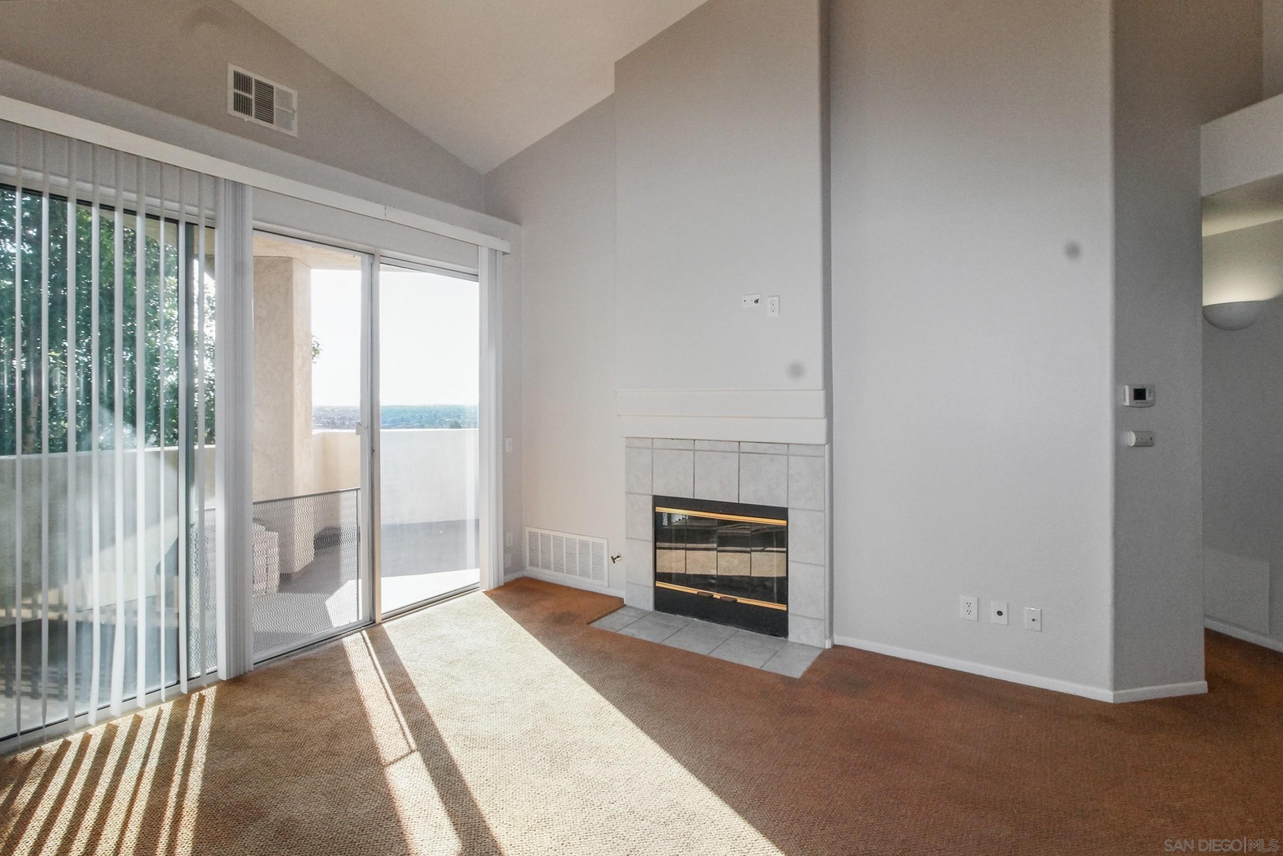 Detail Gallery Image 18 of 39 For 11175  Affinity  #45,  San Diego,  CA 92131 - 2 Beds | 2 Baths