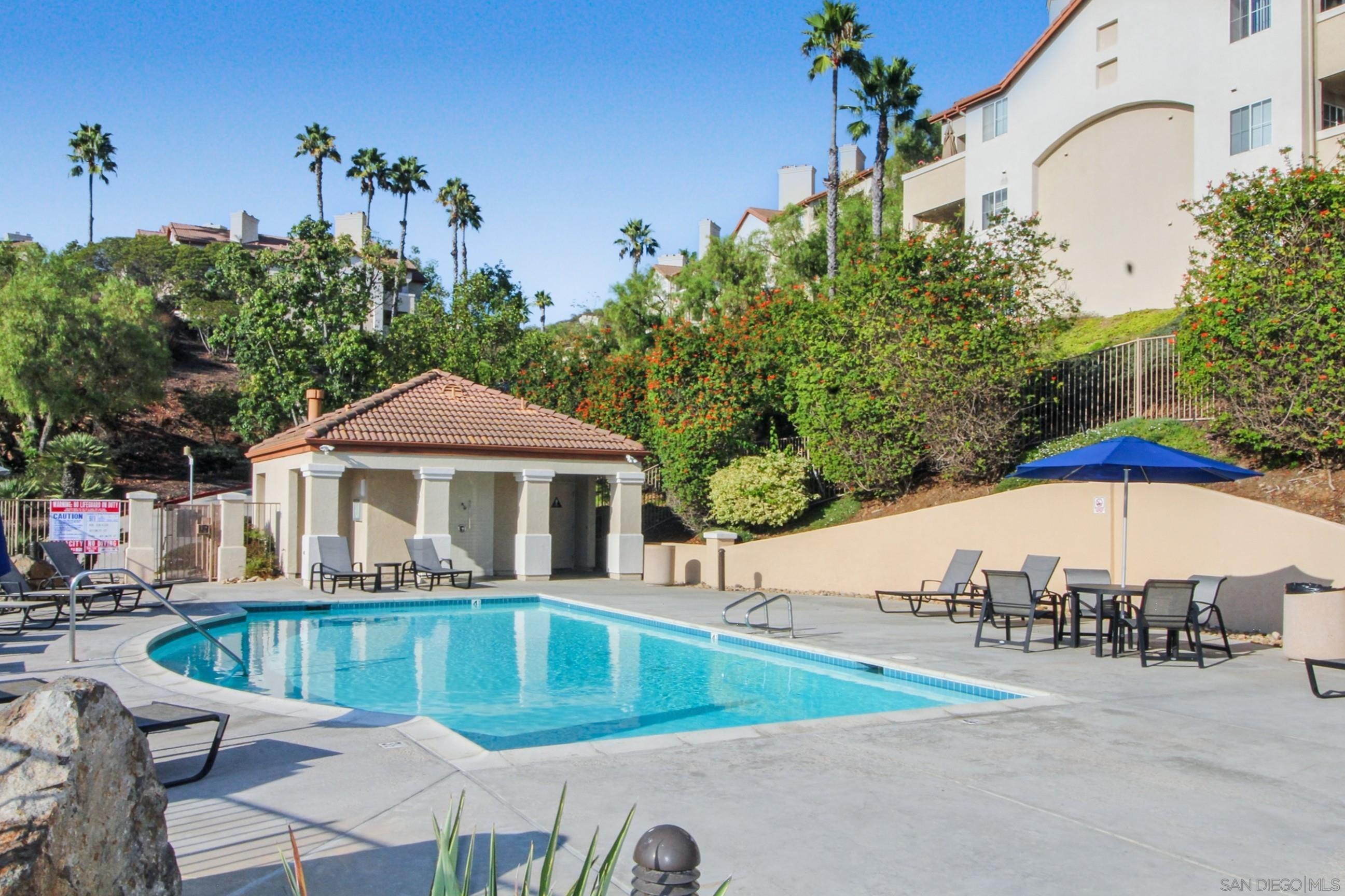 Detail Gallery Image 6 of 39 For 11175  Affinity  #45,  San Diego,  CA 92131 - 2 Beds | 2 Baths