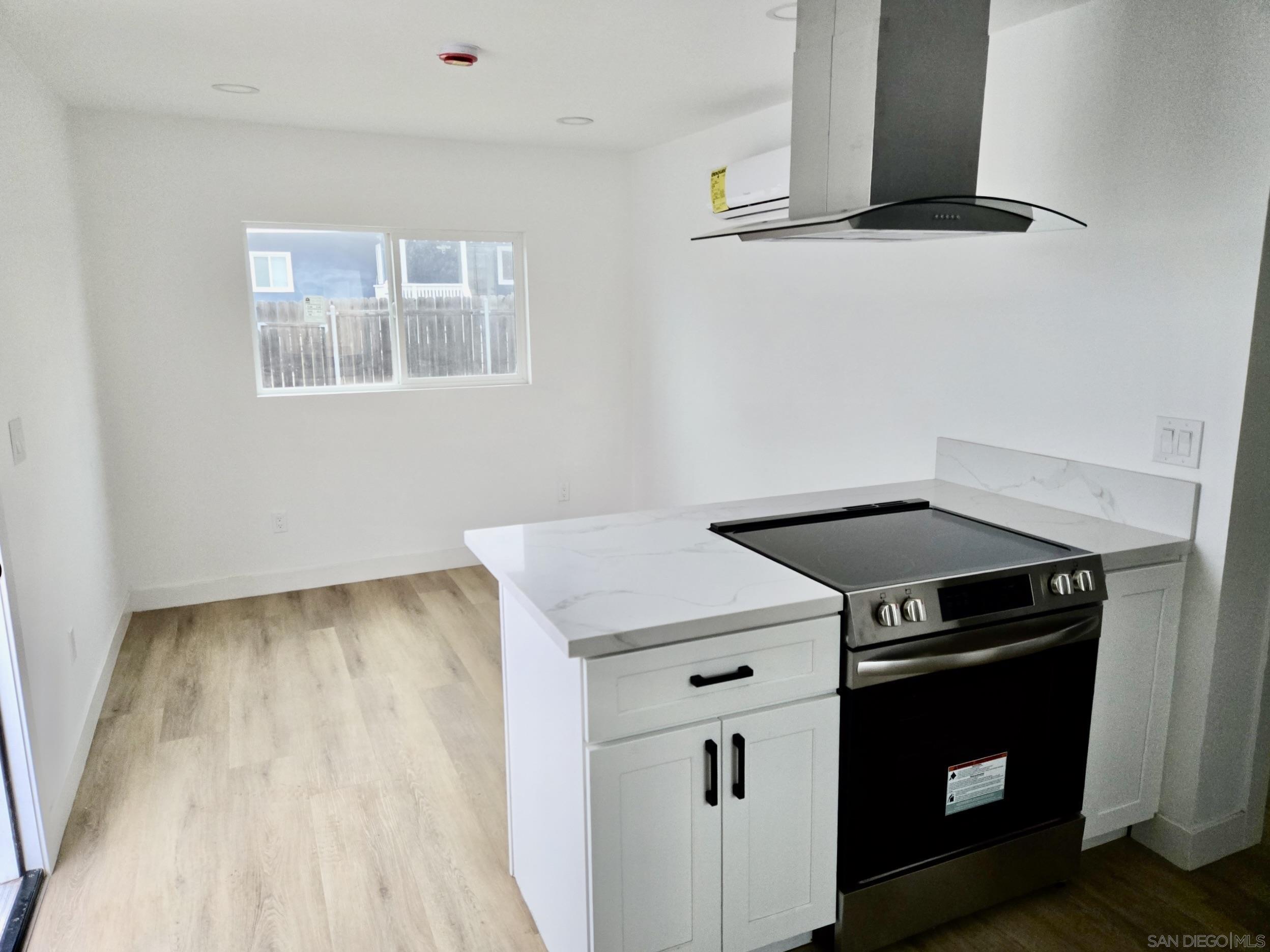 Detail Gallery Image 3 of 8 For 1086  7th St  999, Imperial Beach,  CA 91932 - 1 Beds | 1 Baths