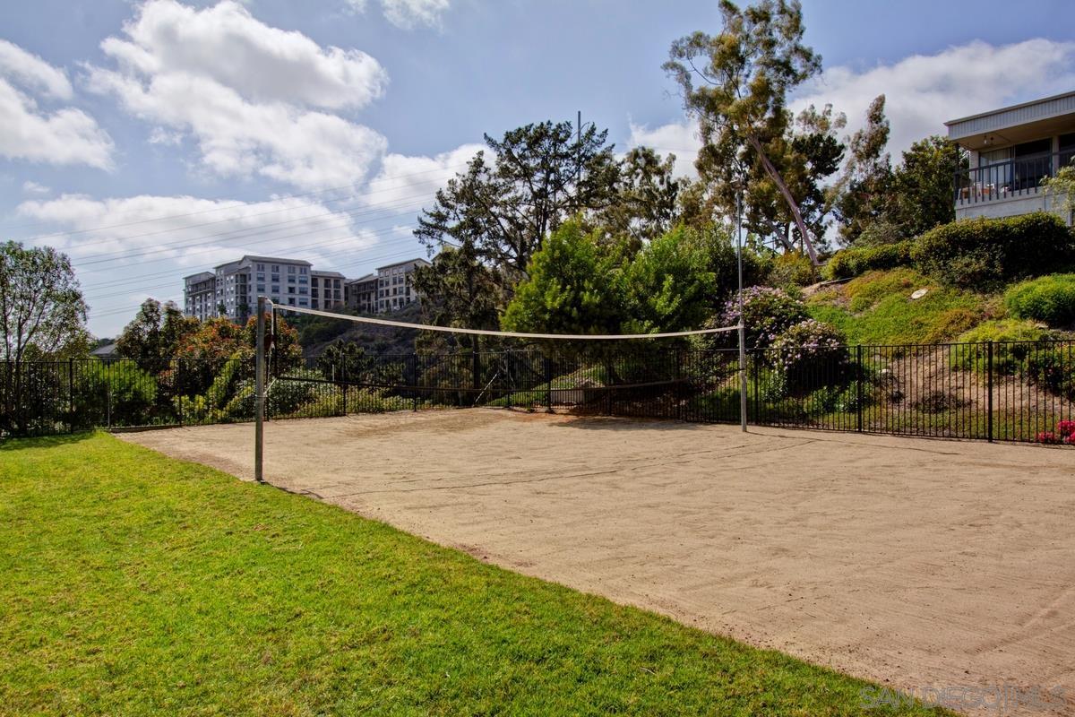 Detail Gallery Image 25 of 38 For 6361  Caminito Andreta, San Diego,  CA 92111 - 2 Beds | 1/1 Baths