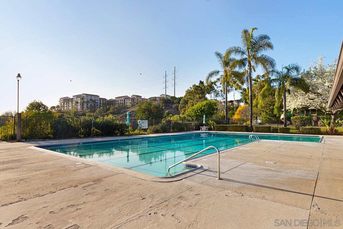 Detail Gallery Image 31 of 38 For 6361  Caminito Andreta, San Diego,  CA 92111 - 2 Beds | 1/1 Baths