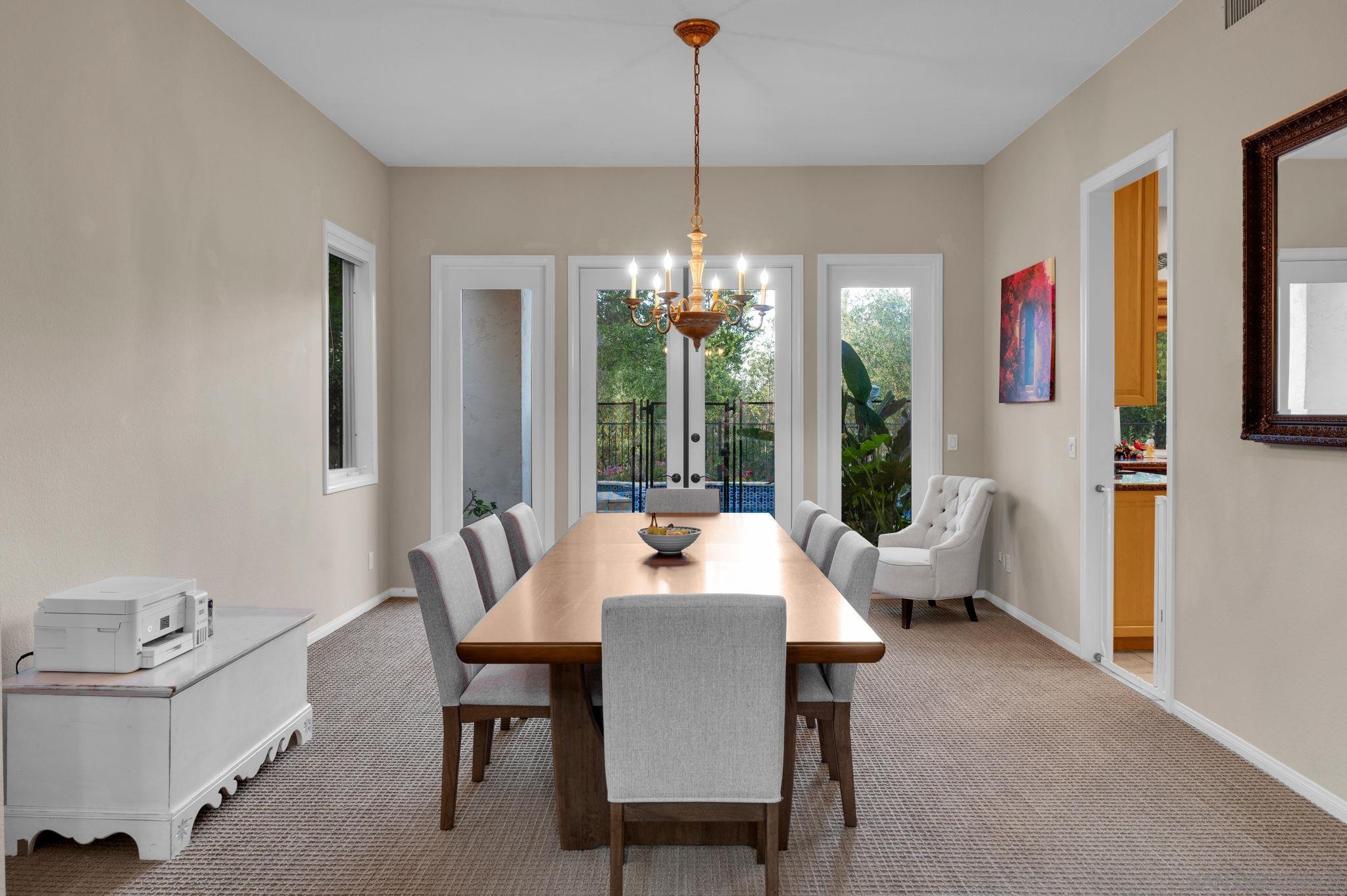 Detail Gallery Image 11 of 56 For 15992 S Woodson Dr, Ramona,  CA 92065 - 6 Beds | 4/1 Baths