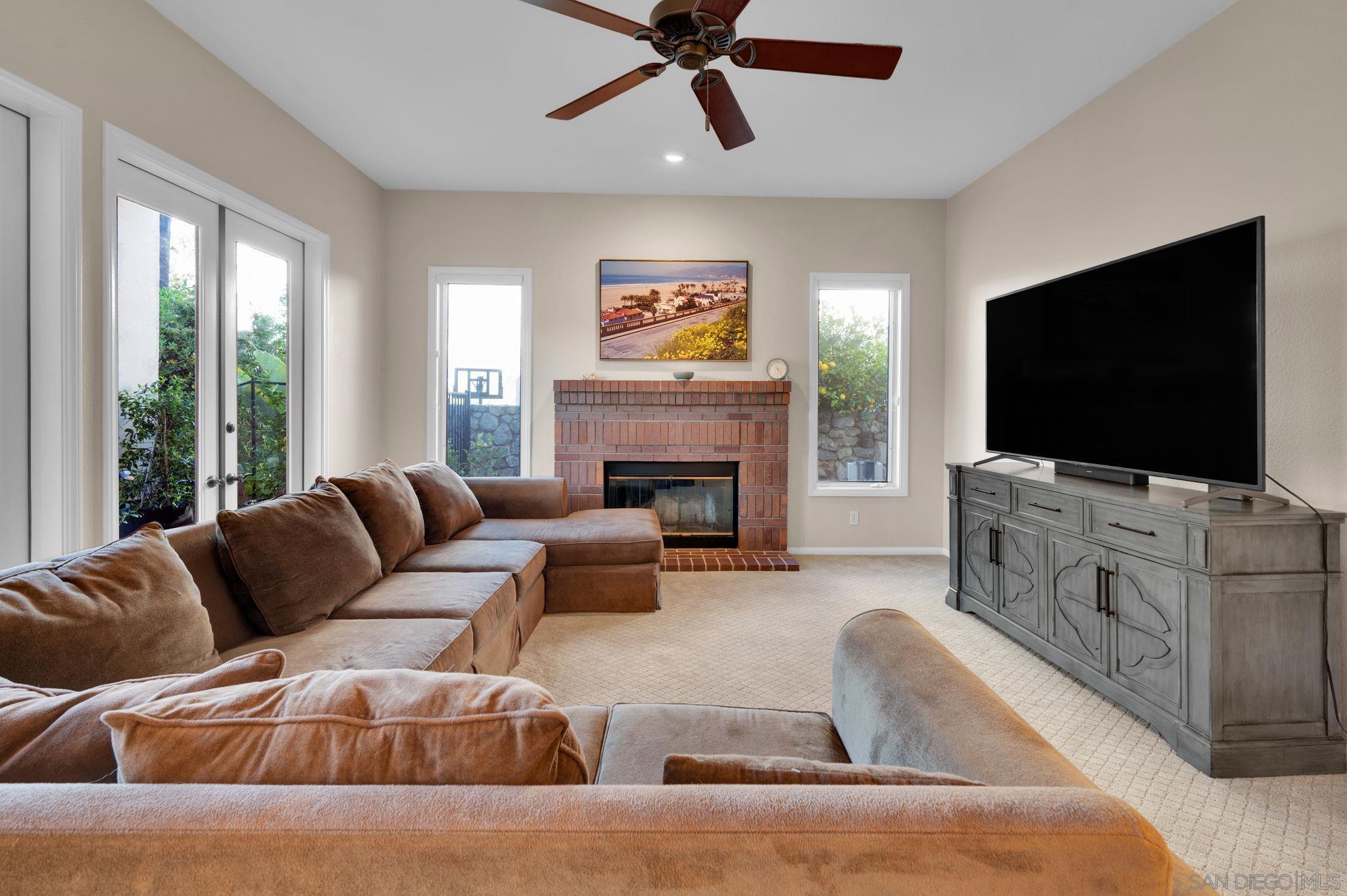 Detail Gallery Image 12 of 56 For 15992 S Woodson Dr, Ramona,  CA 92065 - 6 Beds | 4/1 Baths