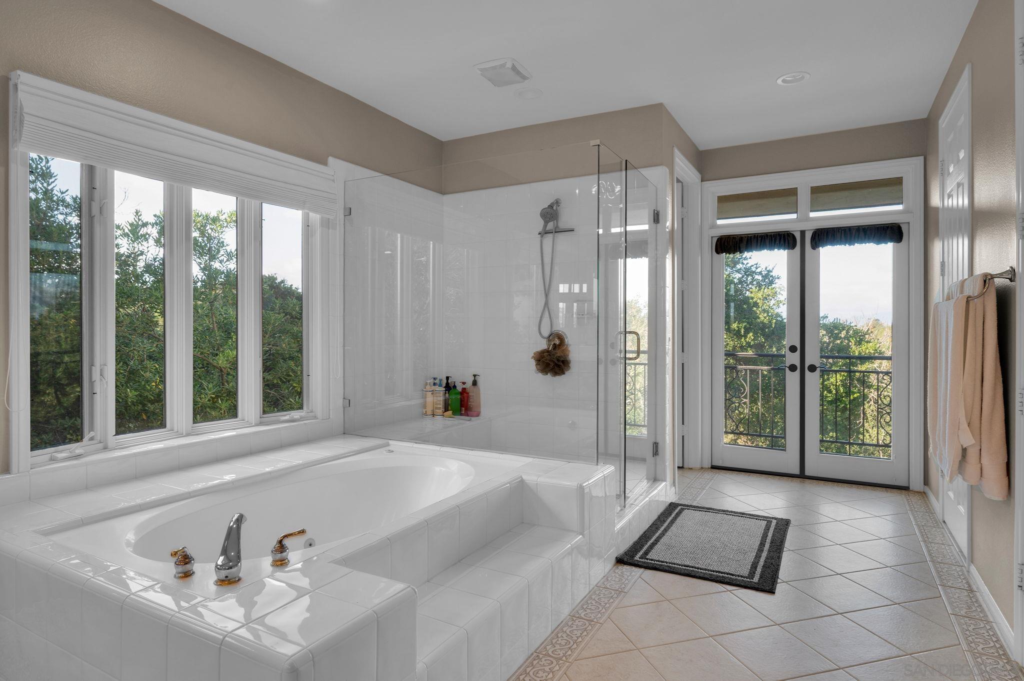 Detail Gallery Image 25 of 56 For 15992 S Woodson Dr, Ramona,  CA 92065 - 6 Beds | 4/1 Baths