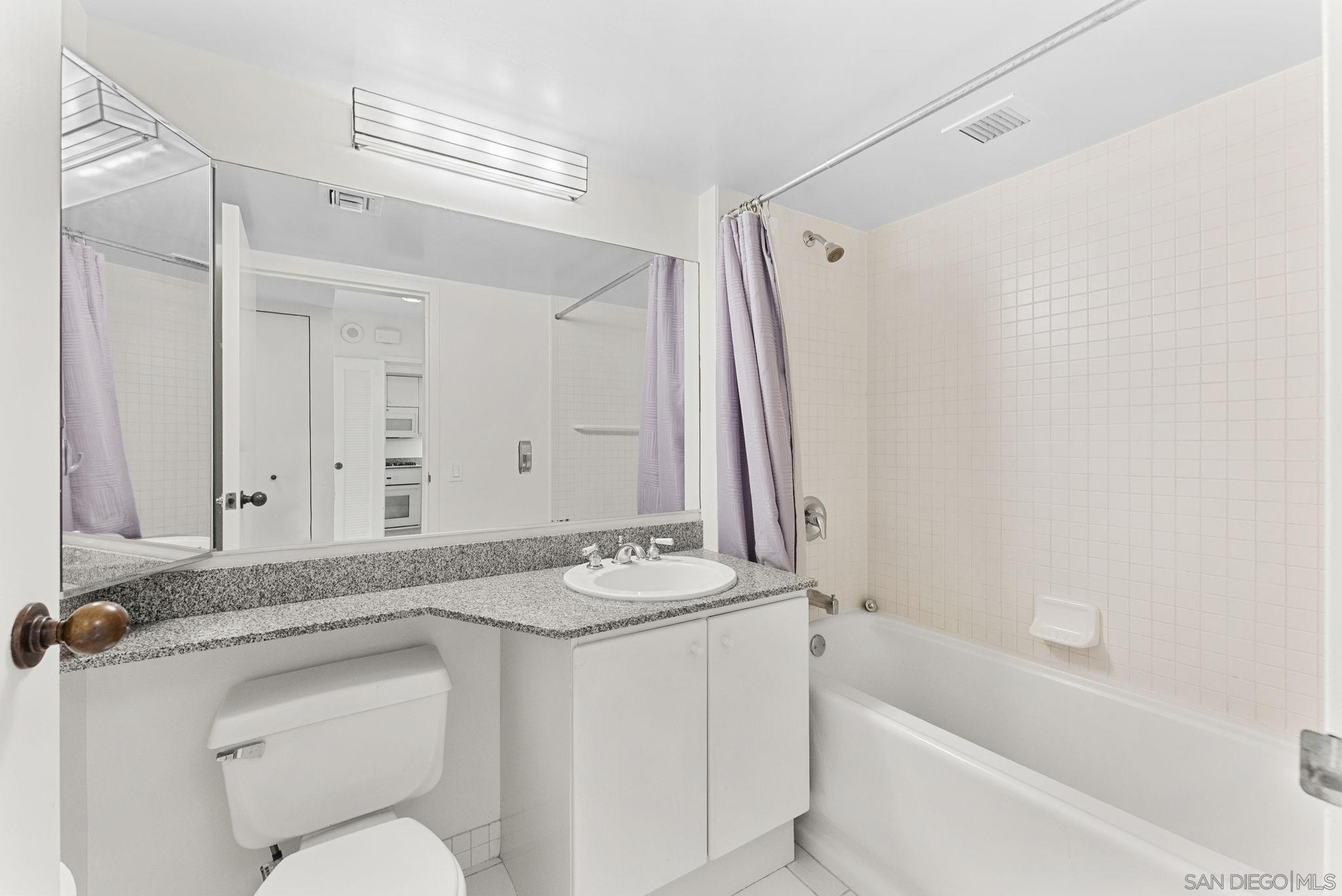 Detail Gallery Image 12 of 26 For 500 W Harbor Drive  424, San Diego,  CA 92101 - 2 Beds | 2 Baths