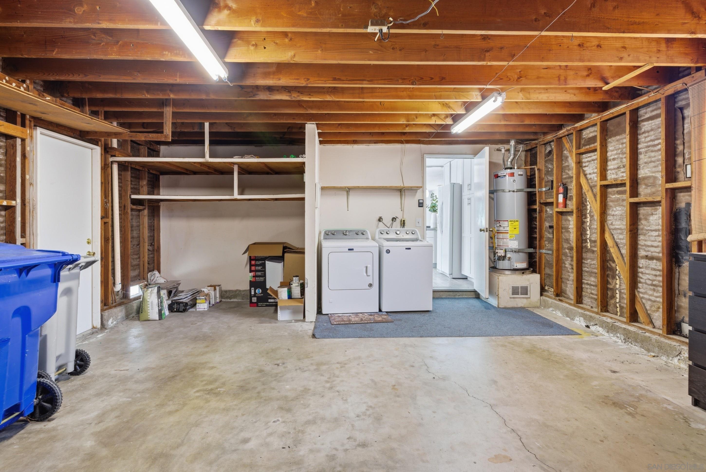 Detail Gallery Image 29 of 30 For 13011  Avenida Grande, San Diego,  CA 92129 - 3 Beds | 2 Baths