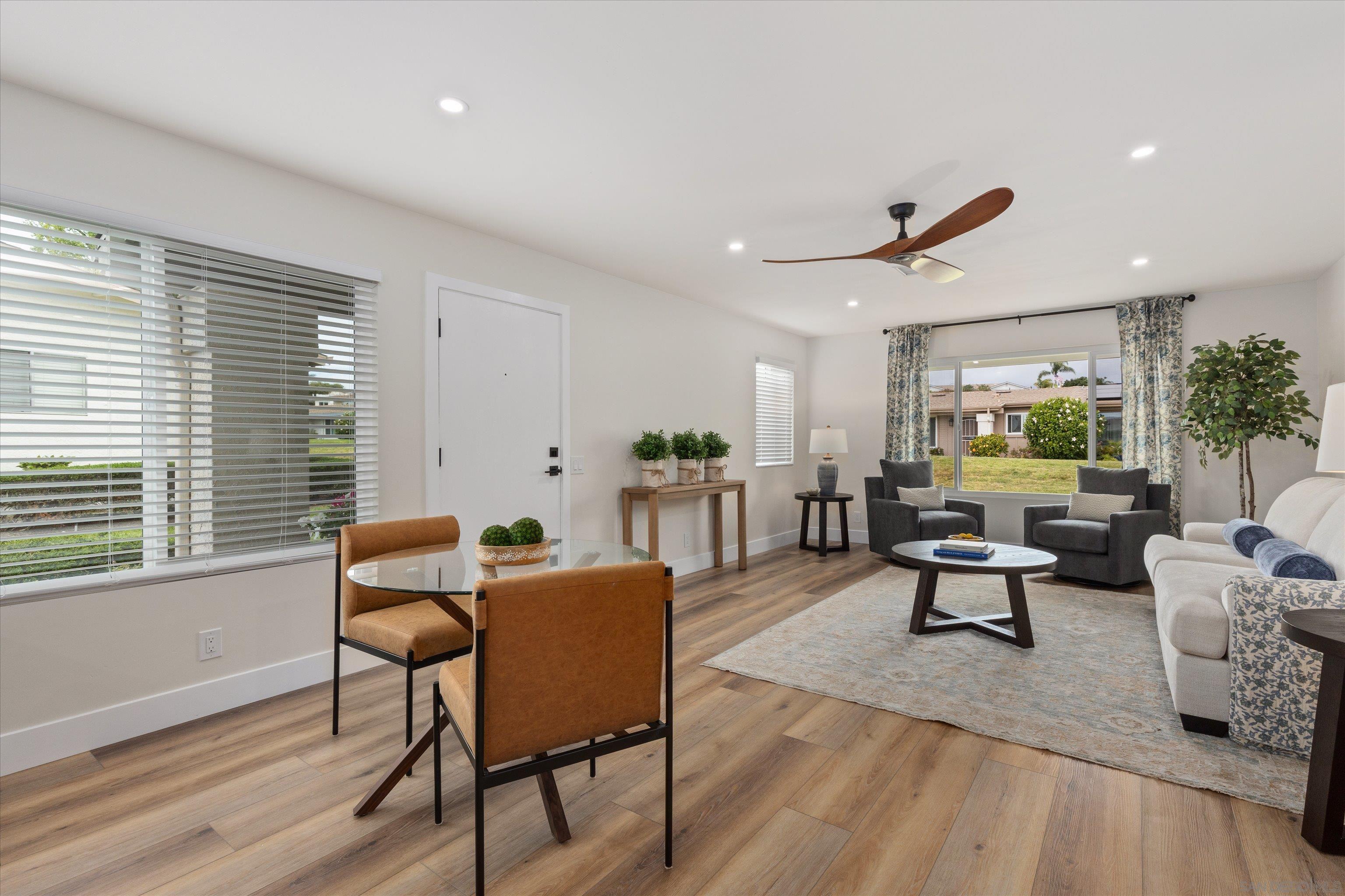 Detail Gallery Image 5 of 31 For 3824  Orange Way, Oceanside,  CA 92057 - 2 Beds | 2 Baths