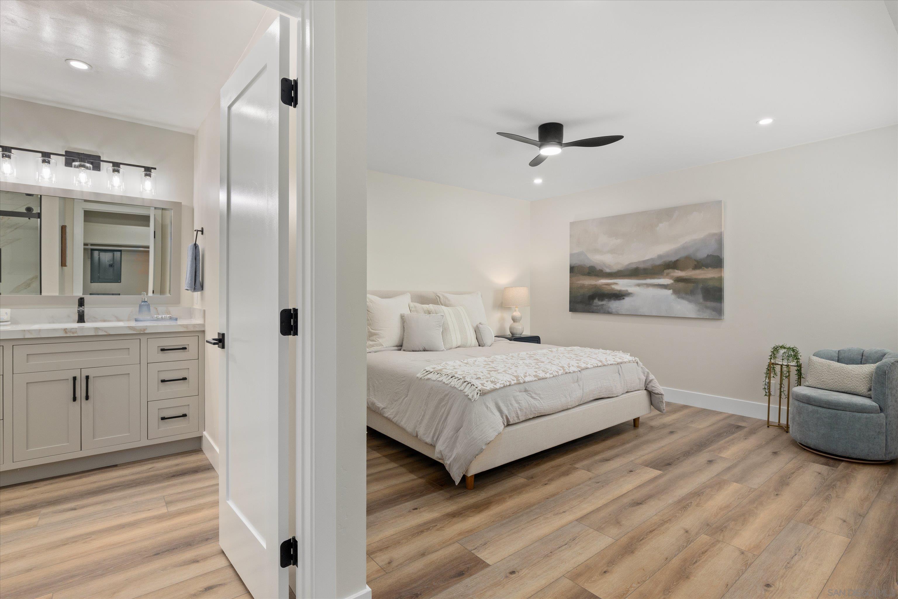 Detail Gallery Image 9 of 31 For 3824  Orange Way, Oceanside,  CA 92057 - 2 Beds | 2 Baths