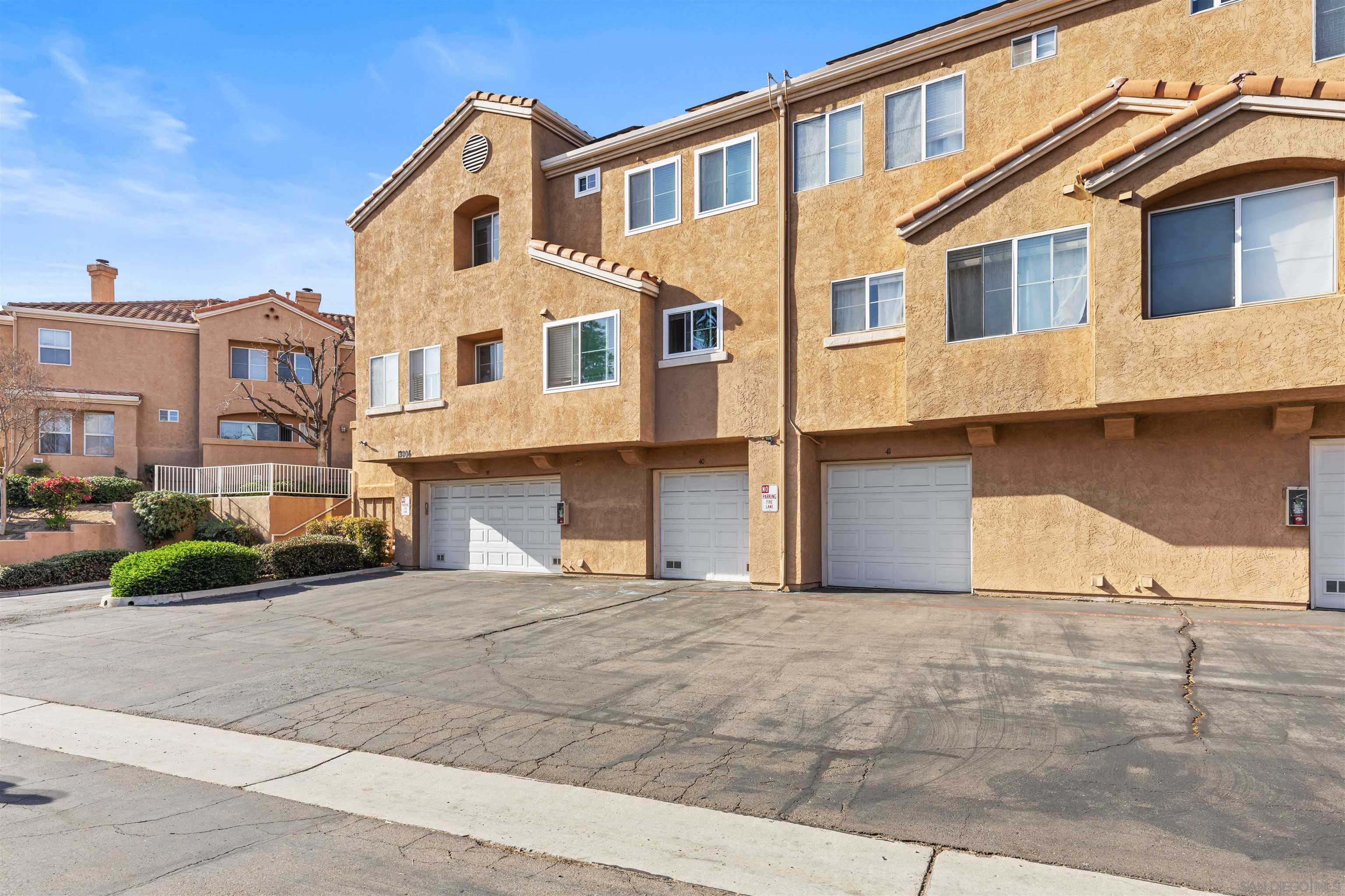 Detail Gallery Image 28 of 29 For 13806  Pinkard Way  #UNIT 40,  El Cajon,  CA 92021 - 2 Beds | 2/1 Baths