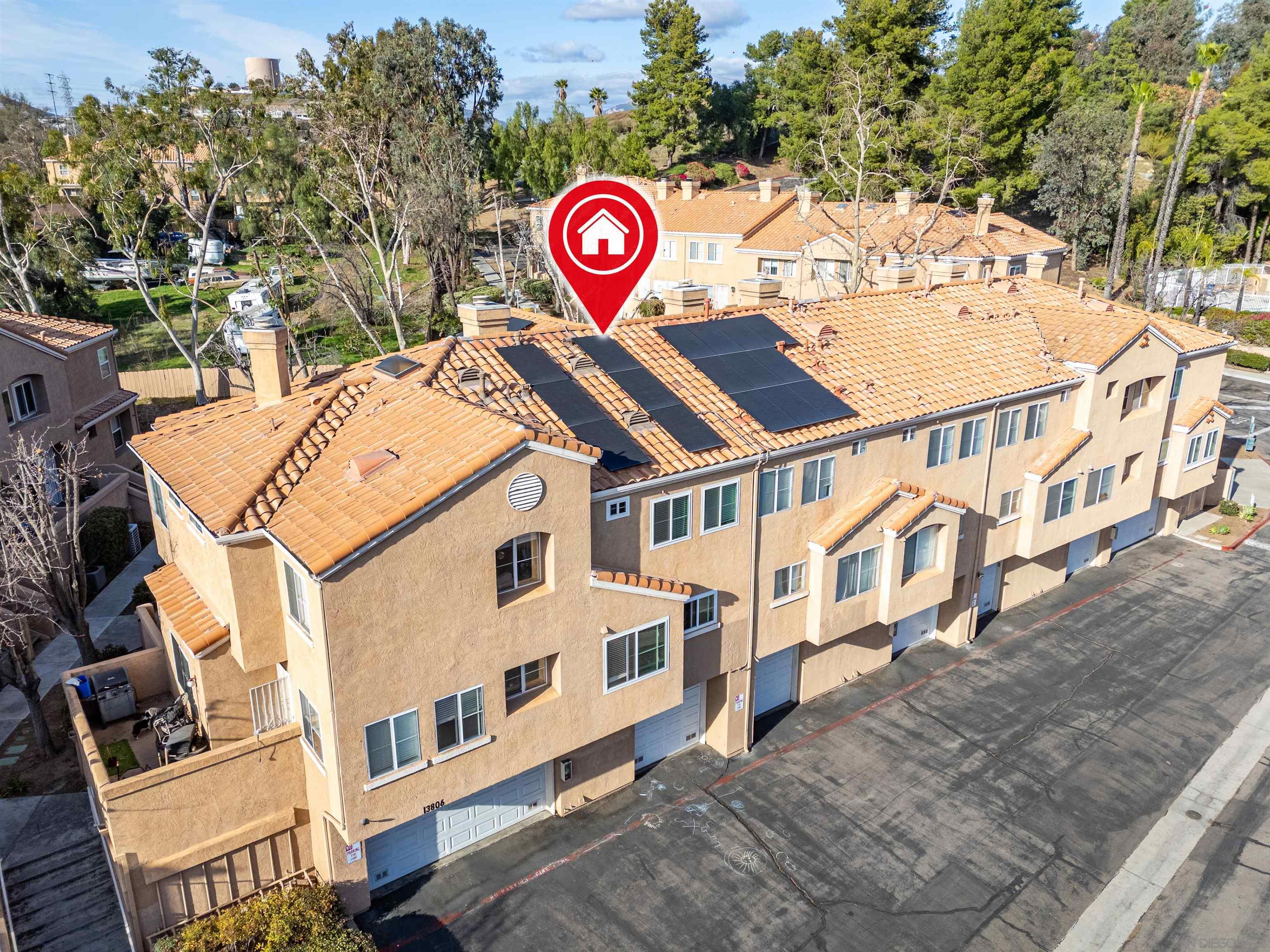 Detail Gallery Image 6 of 29 For 13806  Pinkard Way  #UNIT 40,  El Cajon,  CA 92021 - 2 Beds | 2/1 Baths