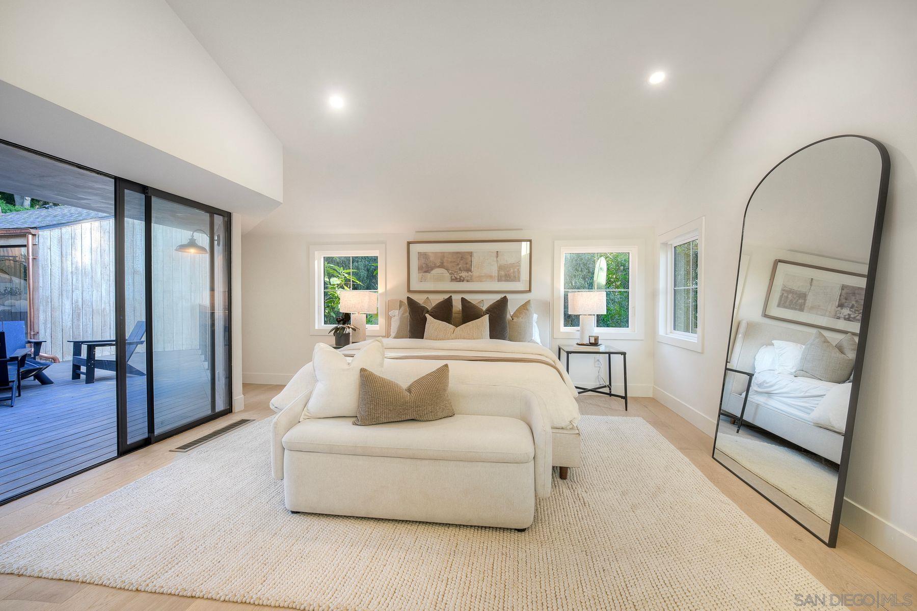 Detail Gallery Image 26 of 55 For 4316  Arcadia Dr, San Diego,  CA 92103 - 6 Beds | 3/1 Baths