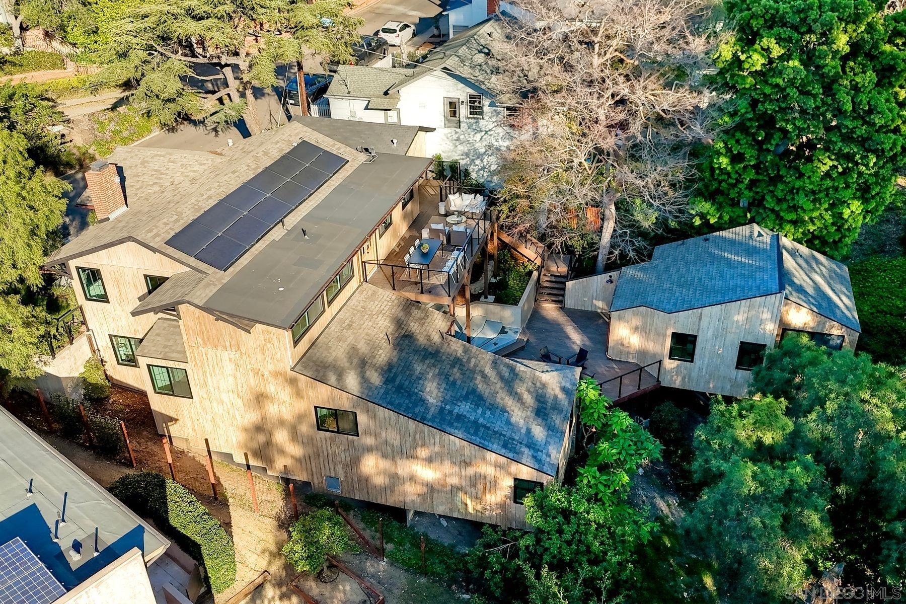 Detail Gallery Image 5 of 55 For 4316  Arcadia Dr, San Diego,  CA 92103 - 6 Beds | 3/1 Baths