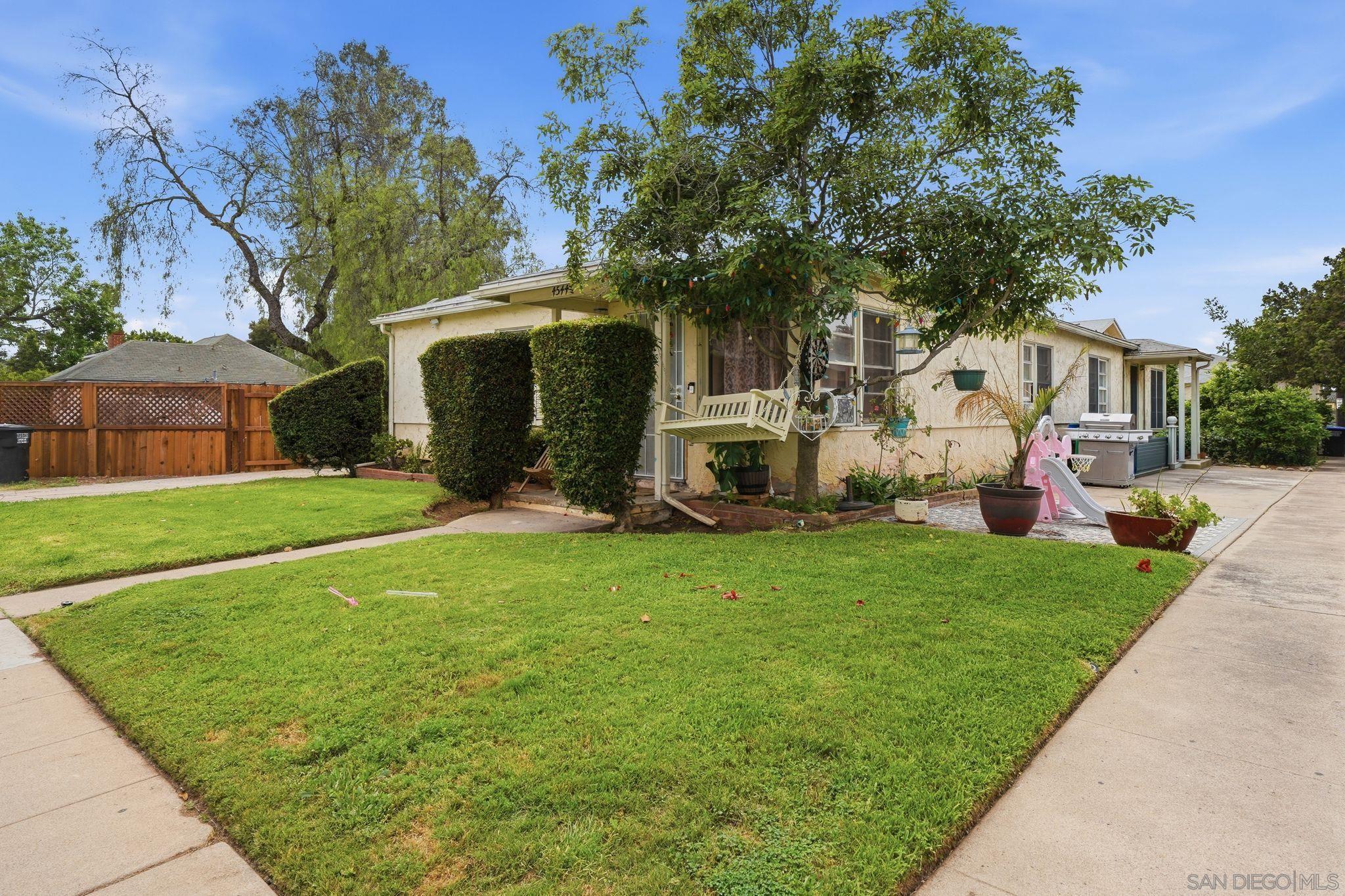 Detail Gallery Image 6 of 16 For 4540-4548  55th, San Diego,  CA 92115 - – Beds | – Baths