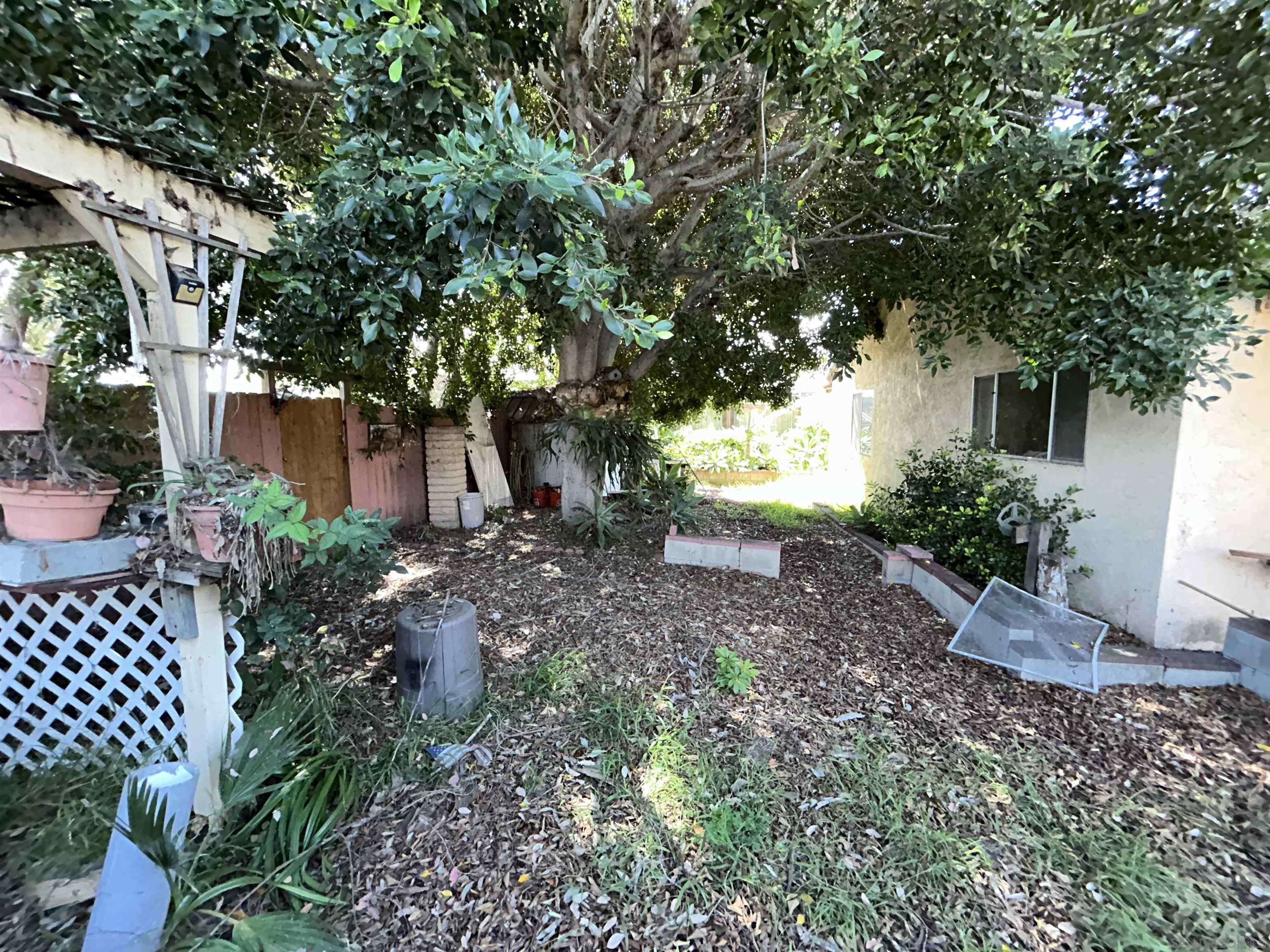 Detail Gallery Image 18 of 19 For 3164  Carr Dr, Oceanside,  CA 92056 - 3 Beds | 2 Baths