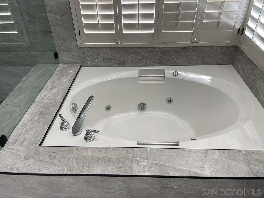 Detail Gallery Image 13 of 23 For 40095  Gibraltar Dr, Murrieta,  CA 92562 - 5 Beds | 3 Baths