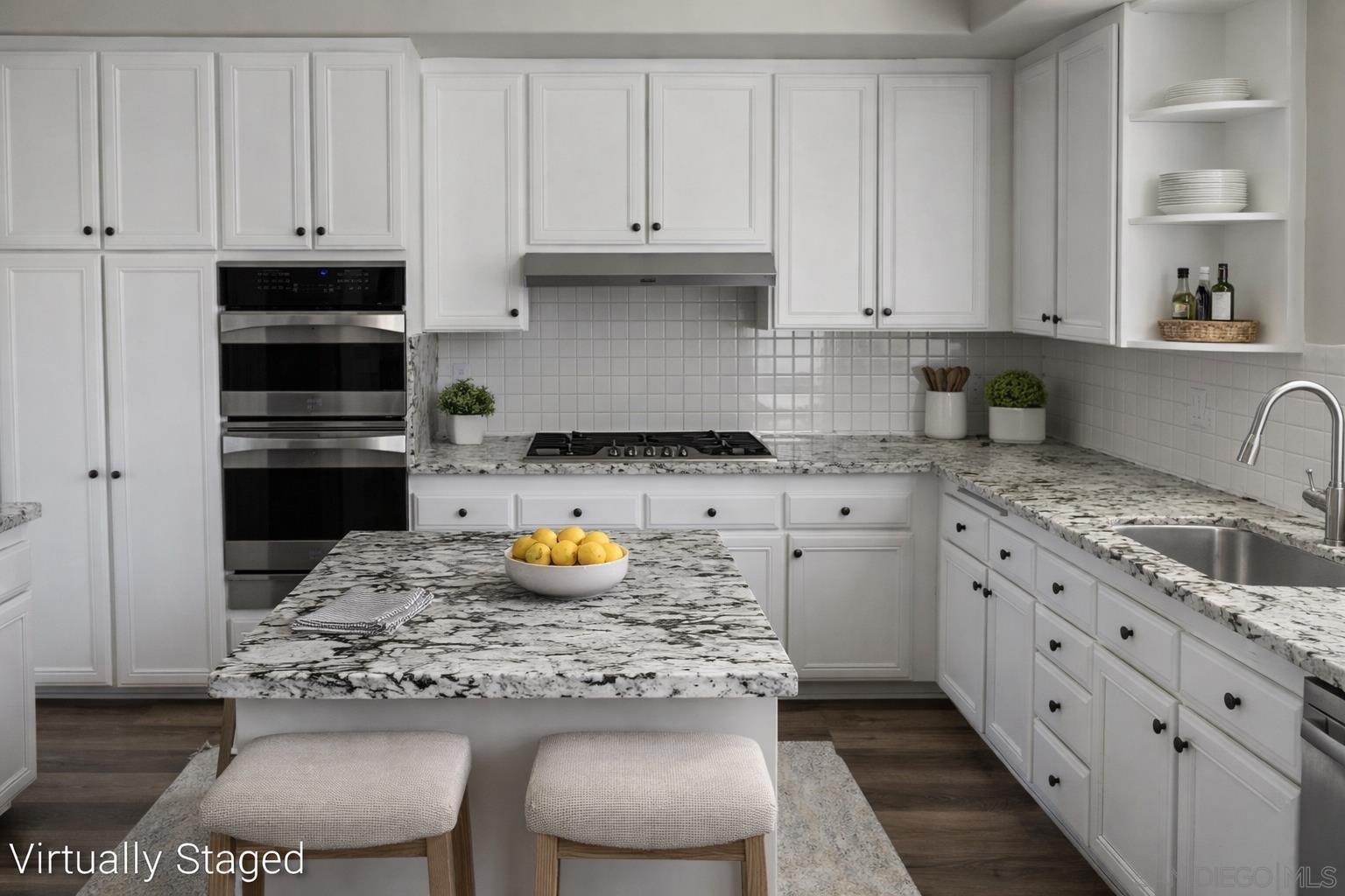 Detail Gallery Image 4 of 23 For 40095  Gibraltar Dr, Murrieta,  CA 92562 - 5 Beds | 3 Baths