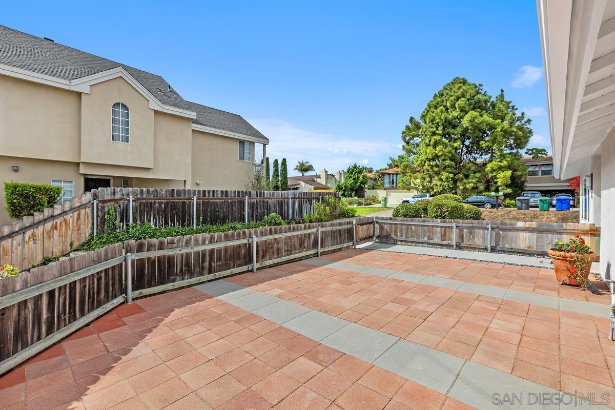 Detail Gallery Image 32 of 35 For 2425  Levante  a, Carlsbad,  CA 92009 - 3 Beds | 2 Baths