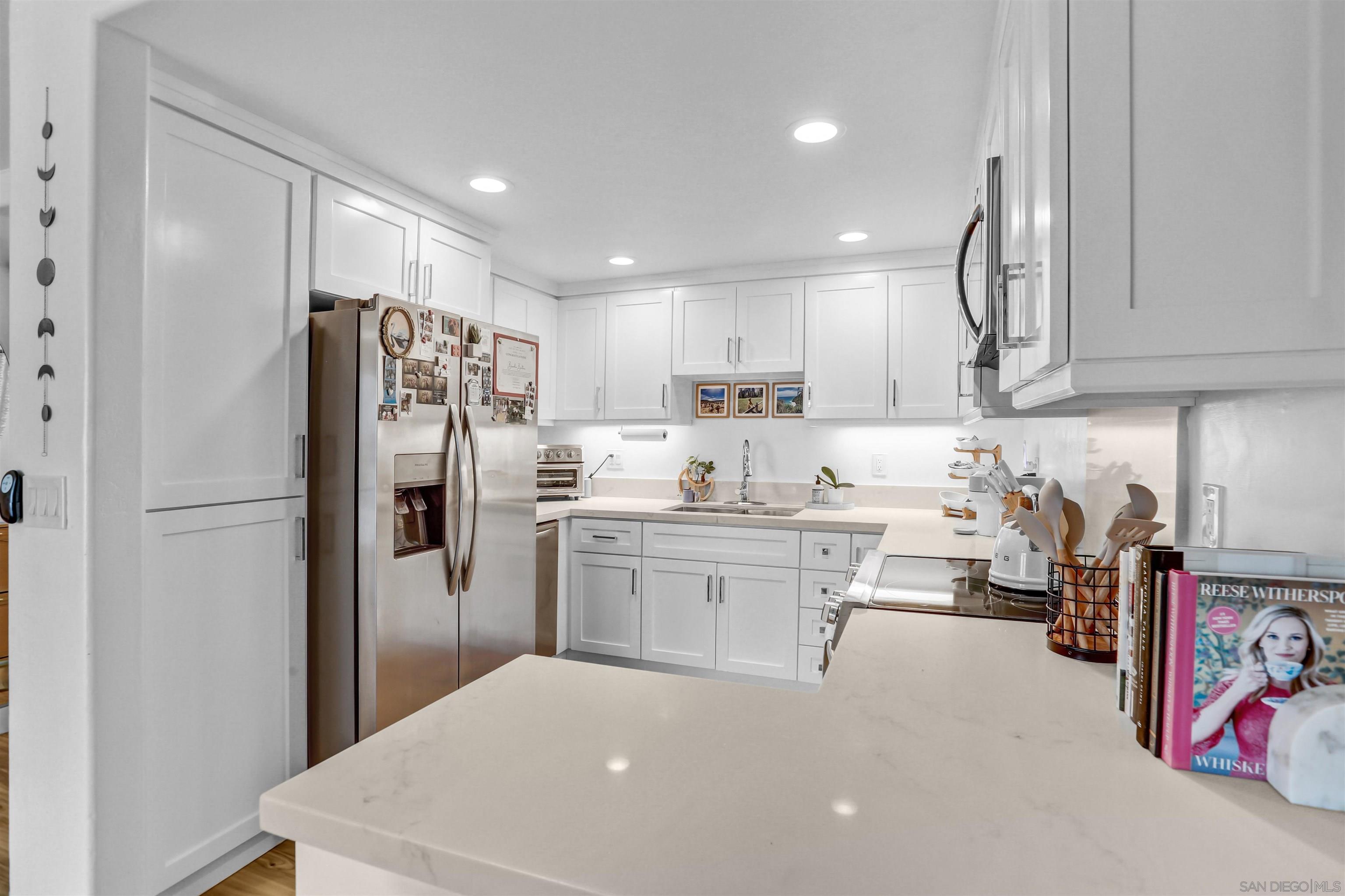 Detail Gallery Image 3 of 16 For 3993  Jewell St  #B19,  San Diego,  CA 92109 - 1 Beds | 1 Baths