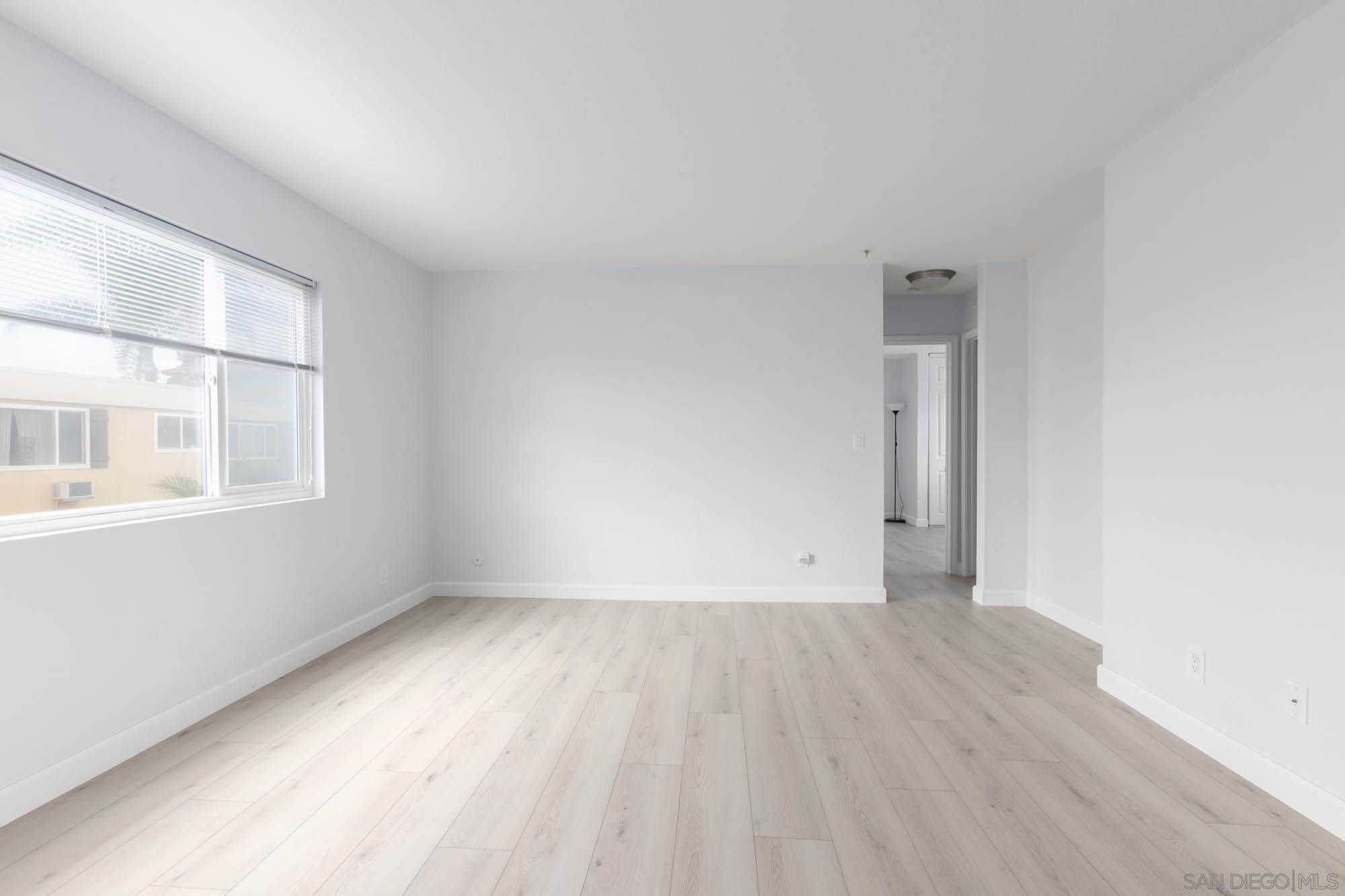 Detail Gallery Image 1 of 21 For 6750  Beadnell Way  #39,  San Diego,  CA 92117 - 2 Beds | 2 Baths