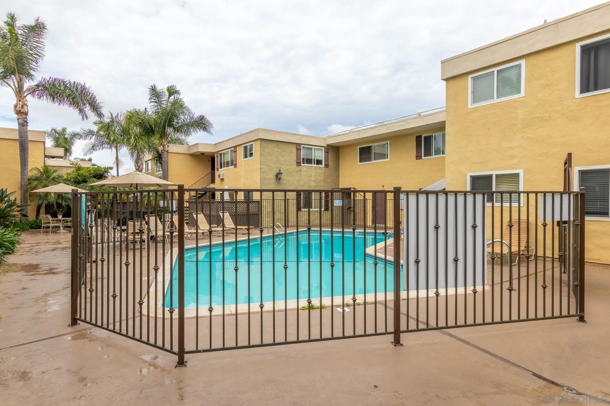 Detail Gallery Image 18 of 21 For 6750  Beadnell Way  #39,  San Diego,  CA 92117 - 2 Beds | 2 Baths