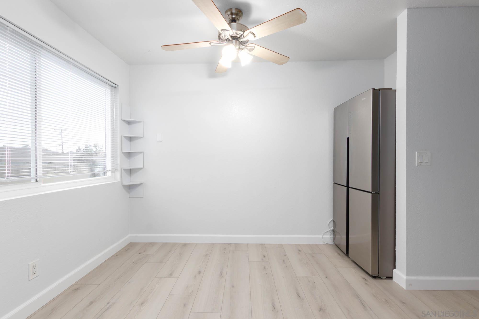 Detail Gallery Image 4 of 21 For 6750  Beadnell Way  #39,  San Diego,  CA 92117 - 2 Beds | 2 Baths