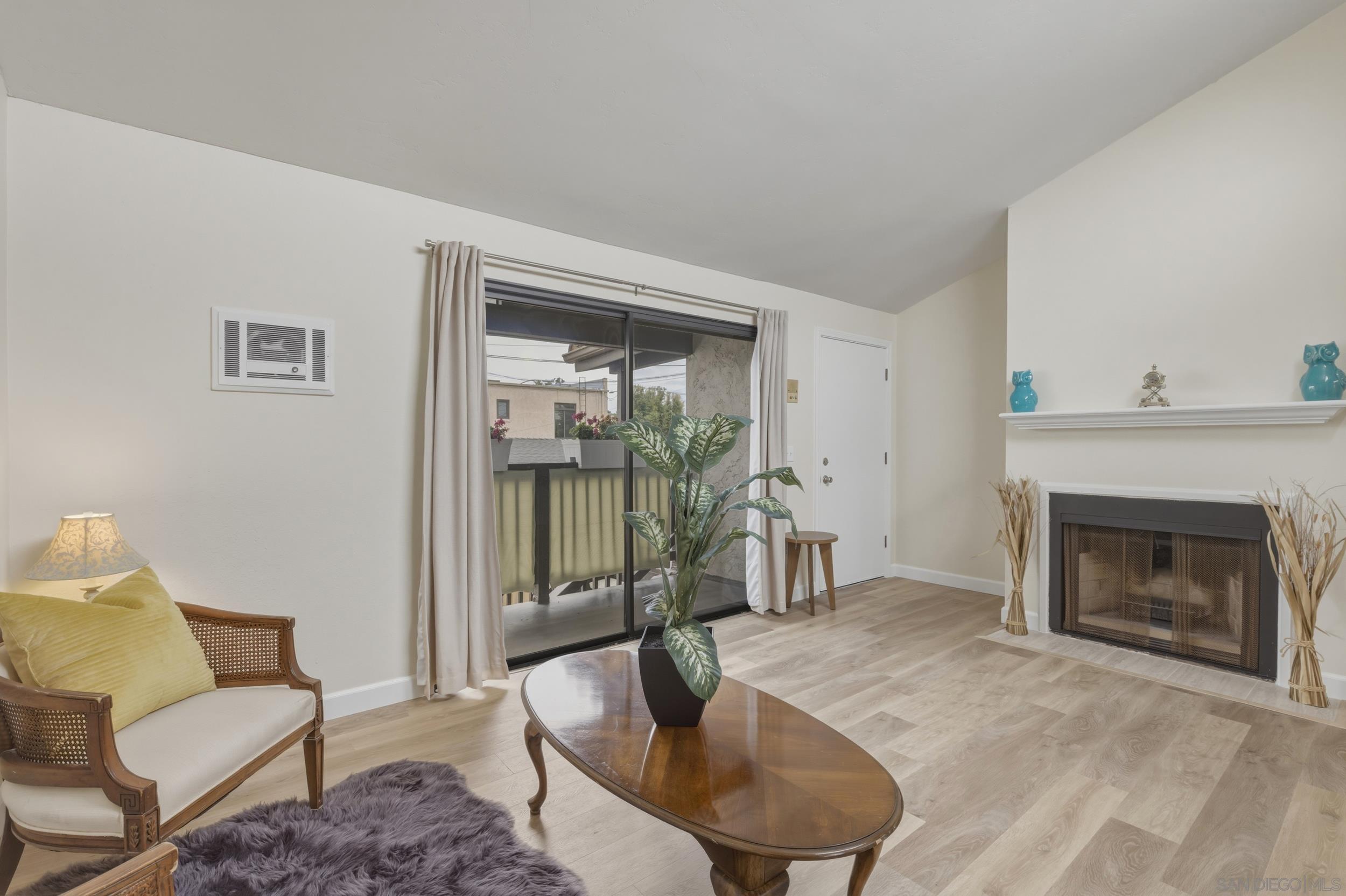 Detail Gallery Image 5 of 28 For 4725  35th St  #5,  San Diego,  CA 92116 - 1 Beds | 1 Baths