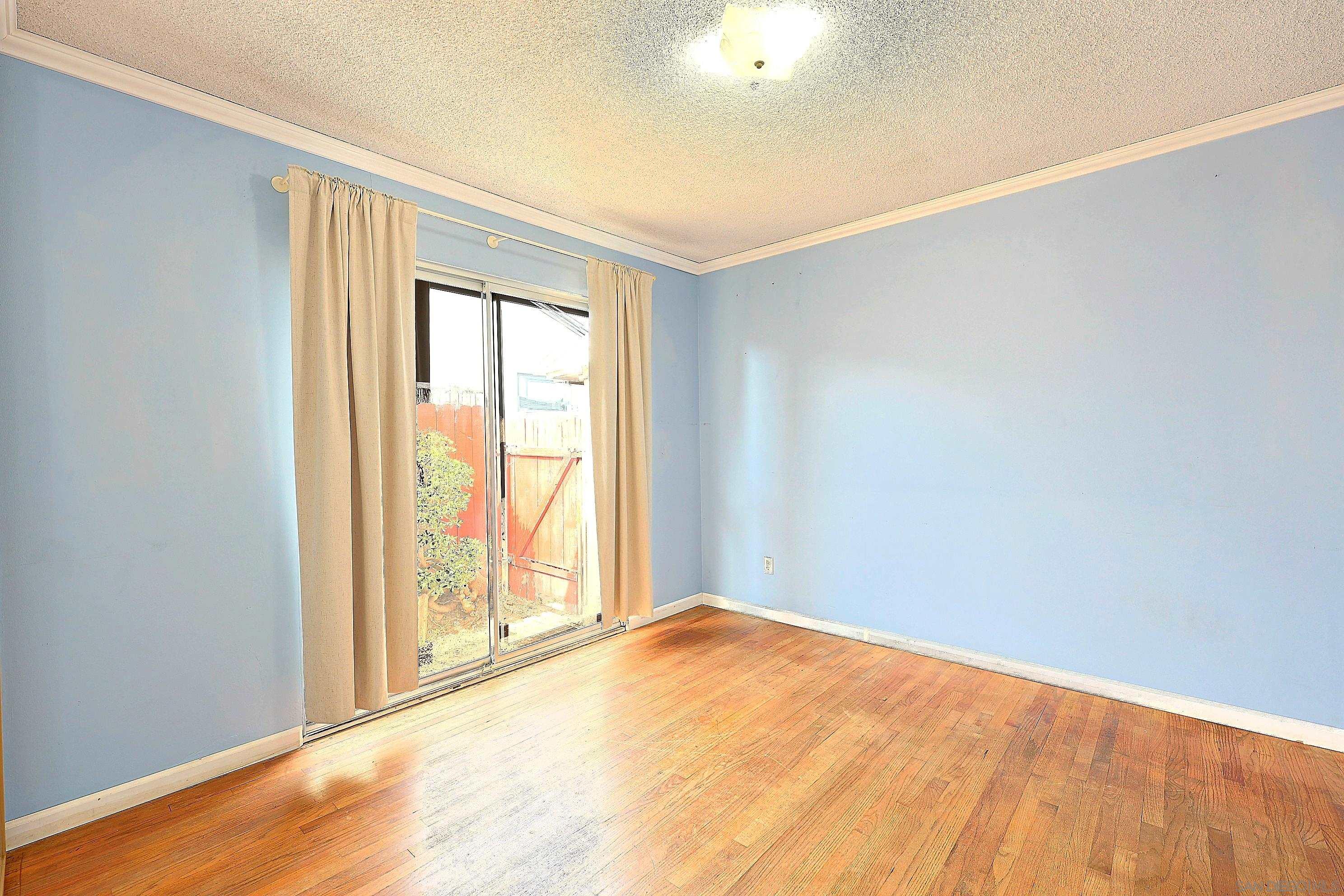 Detail Gallery Image 3 of 6 For 6809  Carthage, San Diego,  CA 92120 - 3 Beds | 2 Baths