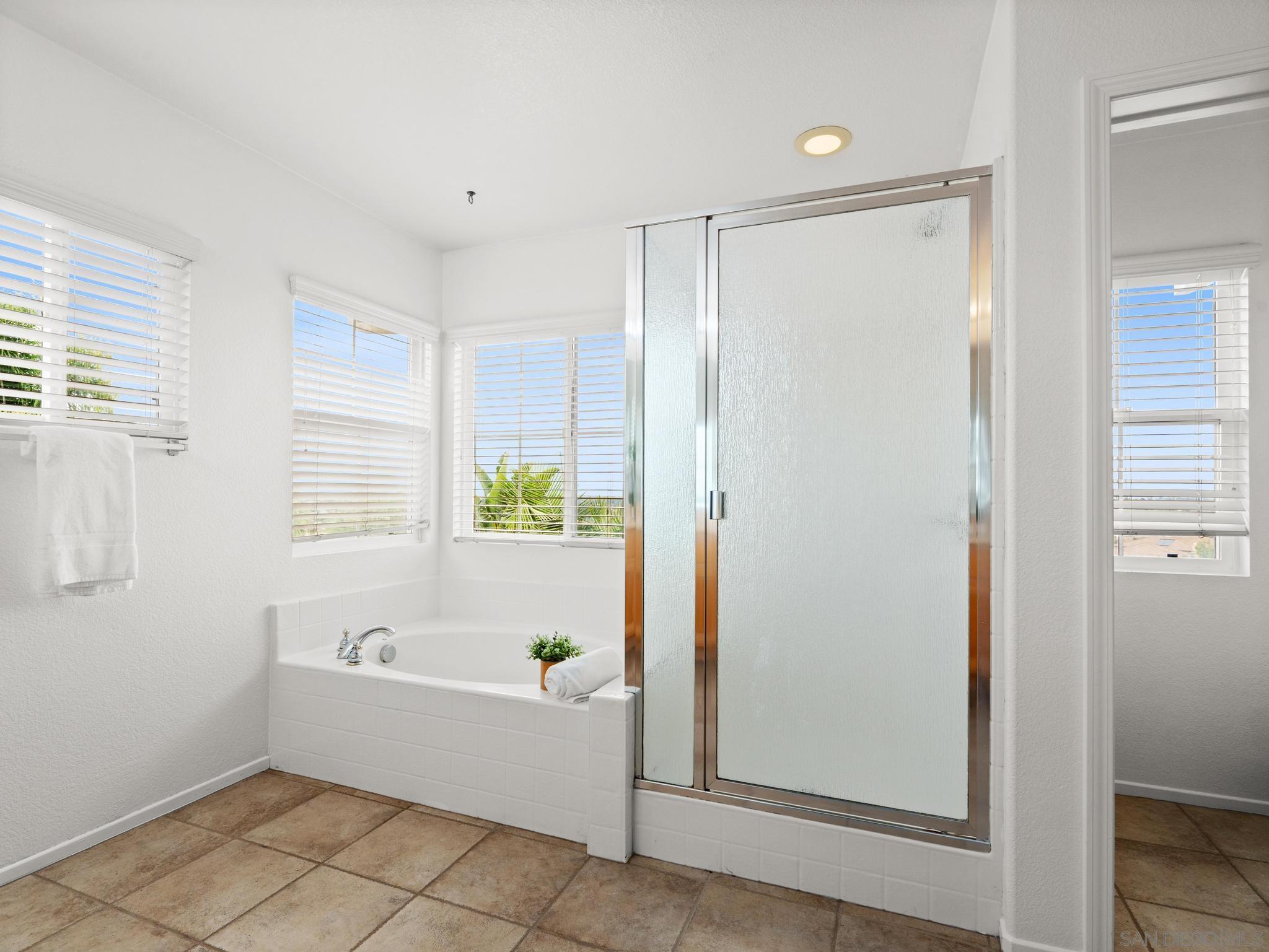 Detail Gallery Image 35 of 69 For 1574  Loma Alta, San Marcos,  CA 92069 - 5 Beds | 2/1 Baths