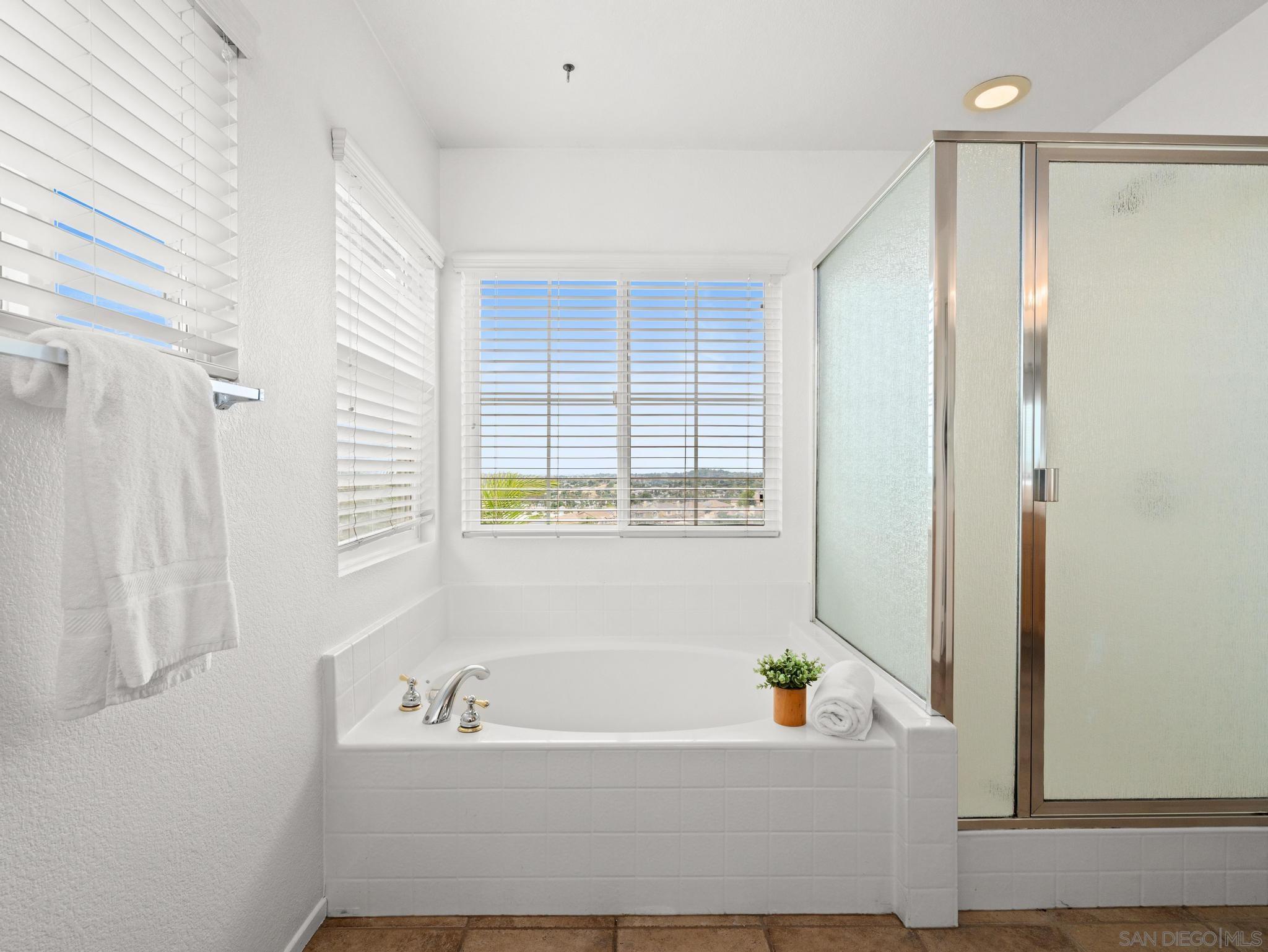 Detail Gallery Image 36 of 69 For 1574  Loma Alta, San Marcos,  CA 92069 - 5 Beds | 2/1 Baths