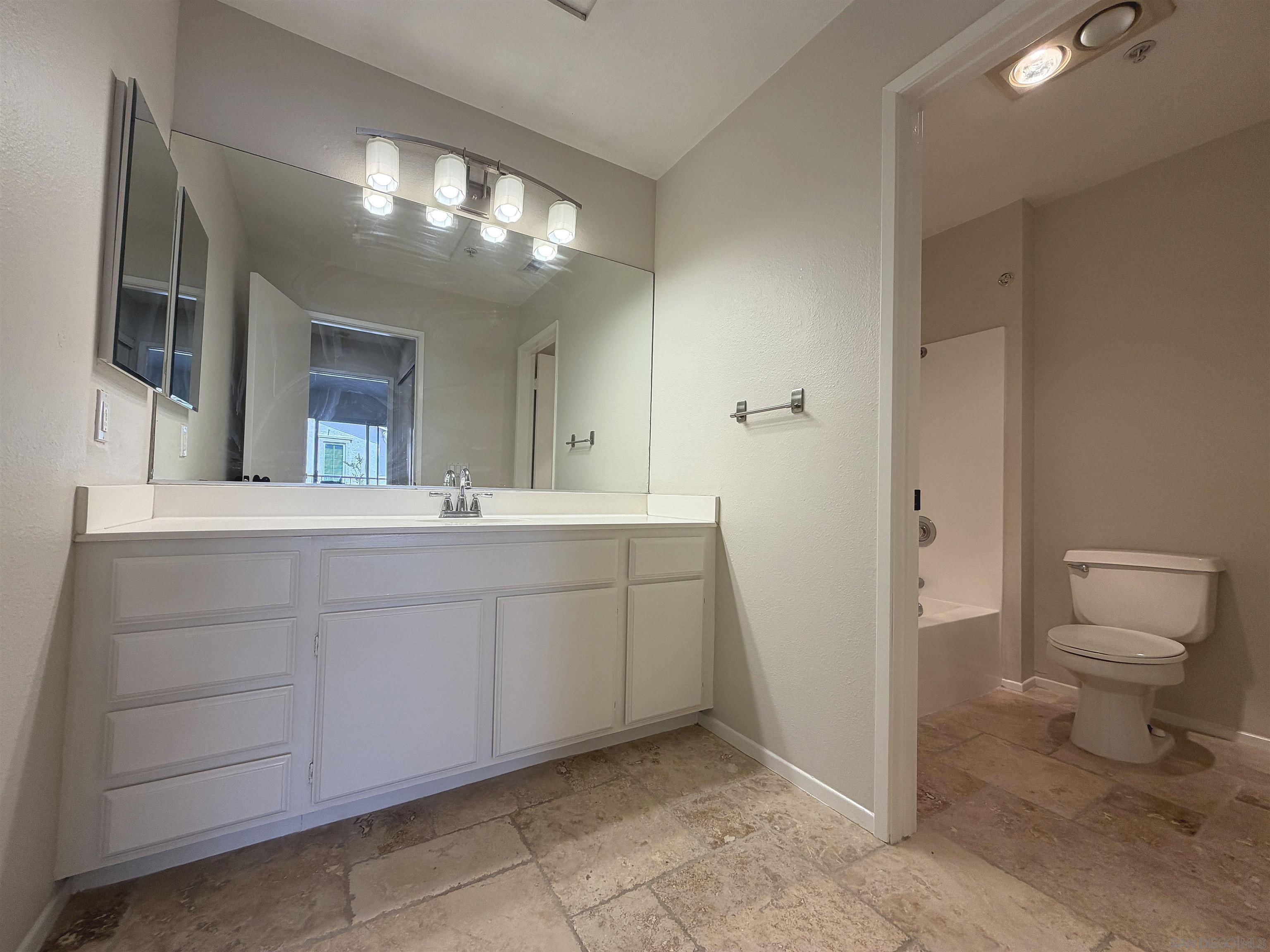 Detail Gallery Image 9 of 25 For 18680  Caminito Cantilena  #236,  San Diego,  CA 92128 - 1 Beds | 1 Baths