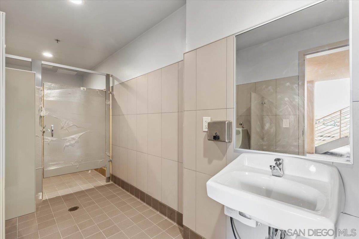 Detail Gallery Image 33 of 46 For 165 W San Ysidro Blvd, San Ysidro,  CA 92173 - – Beds | – Baths