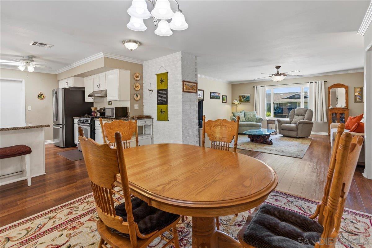 Detail Gallery Image 10 of 47 For 12938  Yankton, Poway,  CA 92064 - 3 Beds | 2 Baths